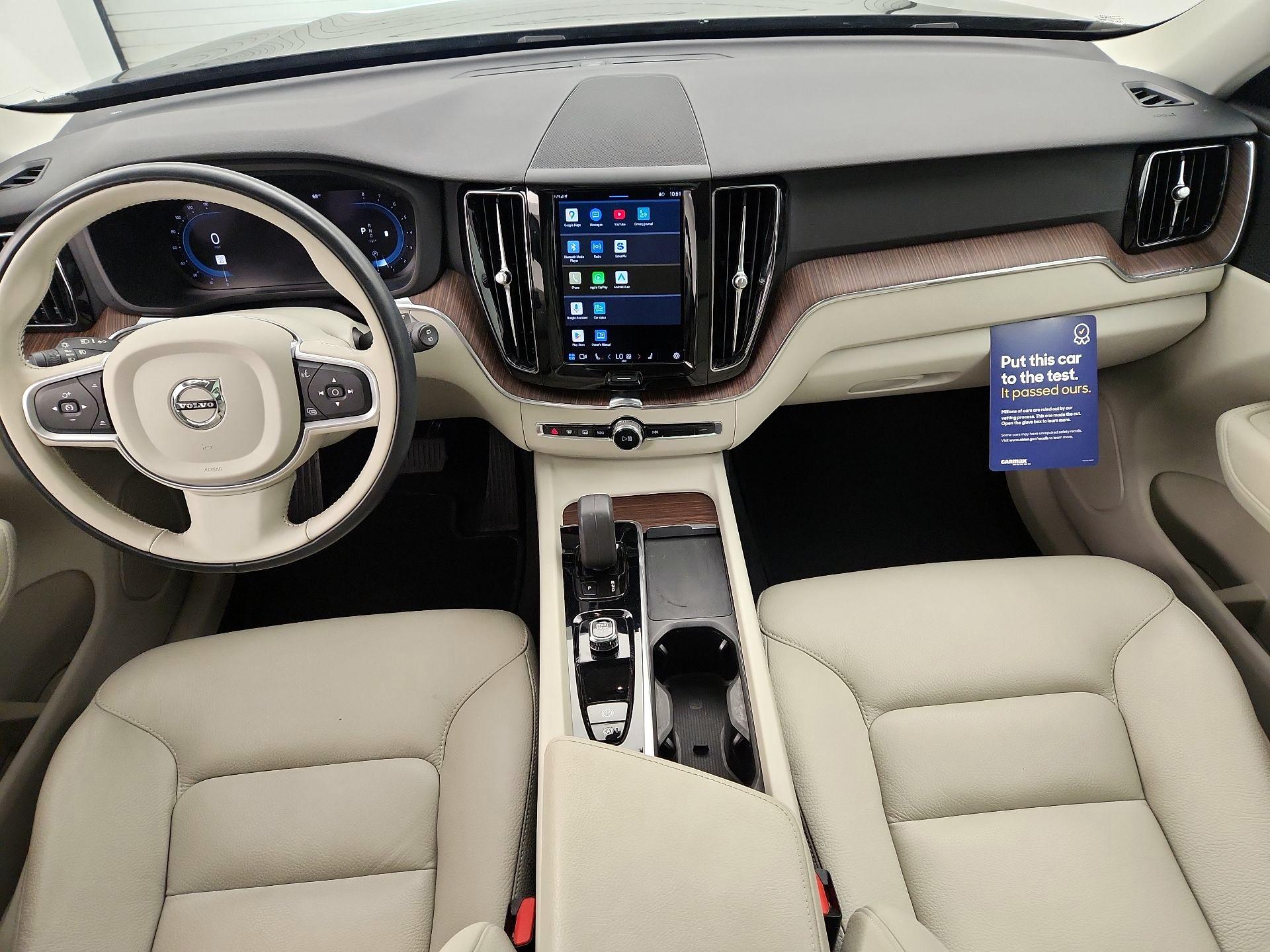 Thumbnail: 2022 Volvo XC60 - 9