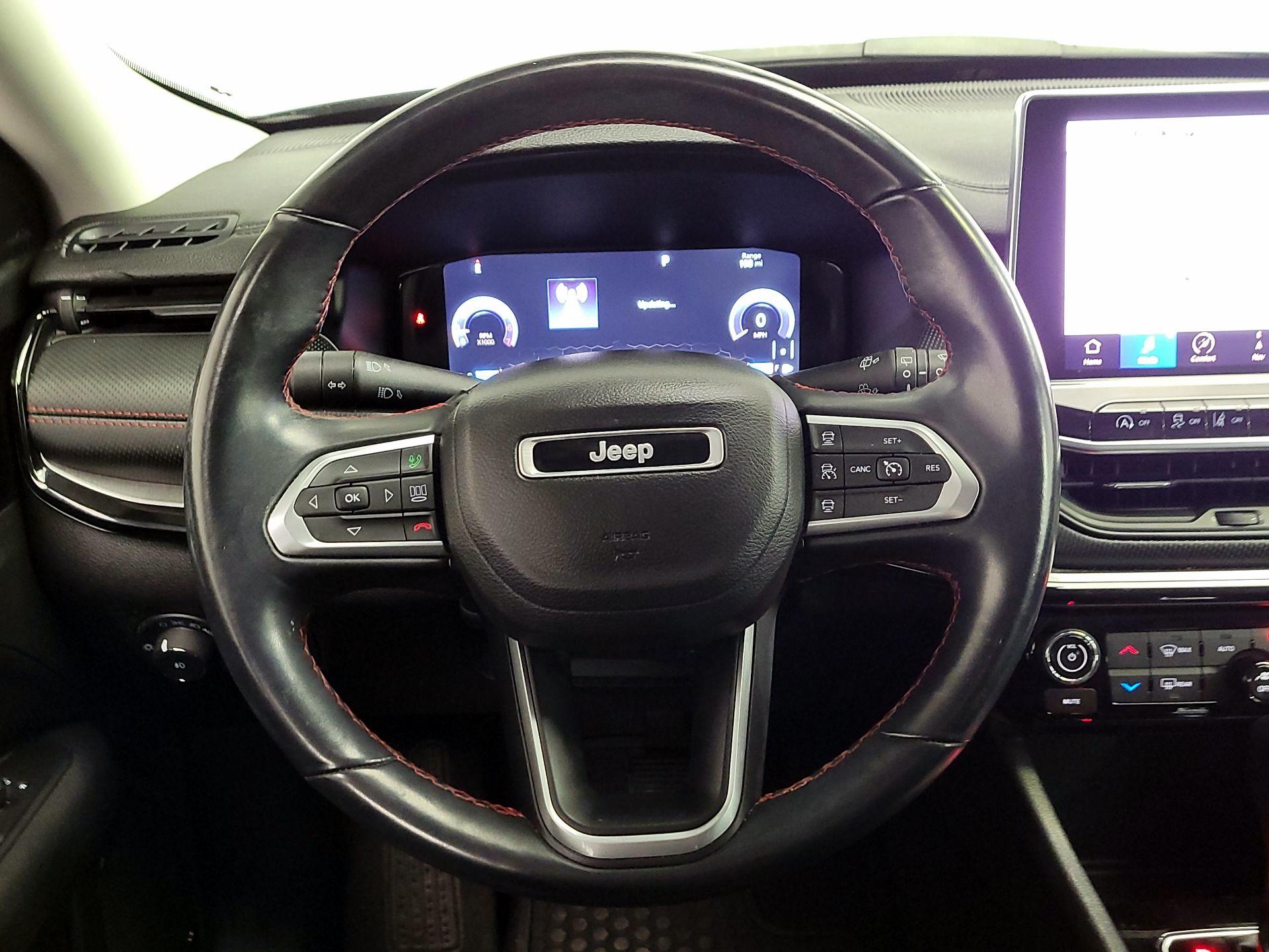 Thumbnail: 2022 Jeep Compass - 10