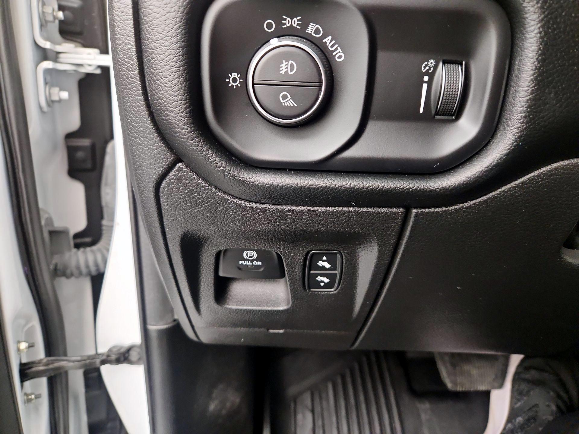 Thumbnail: 2022 RAM 1500 - 13