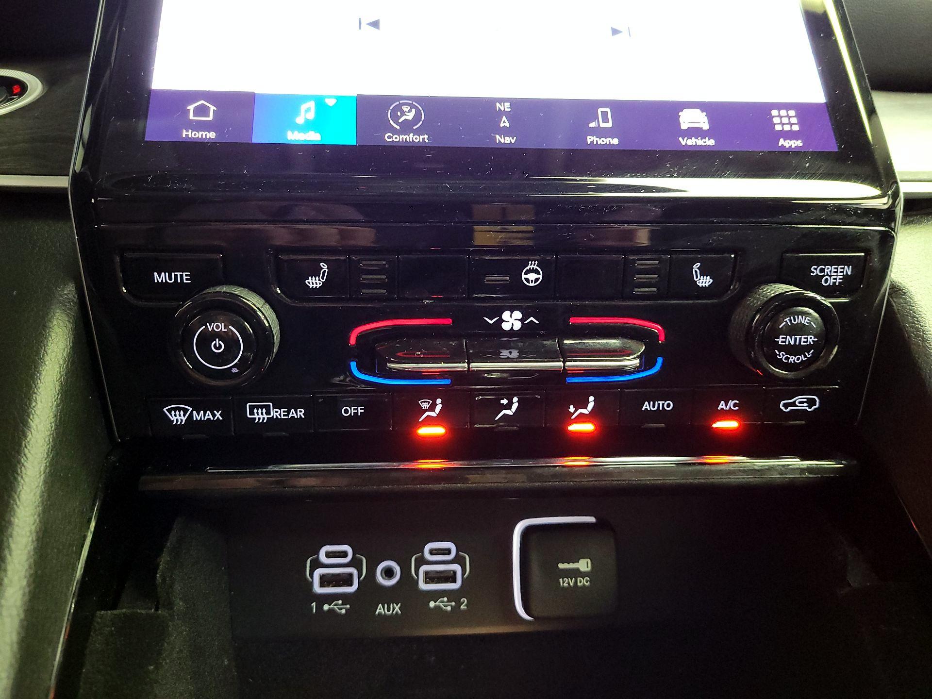 Thumbnail: 2022 Jeep Grand Cherokee L - 17