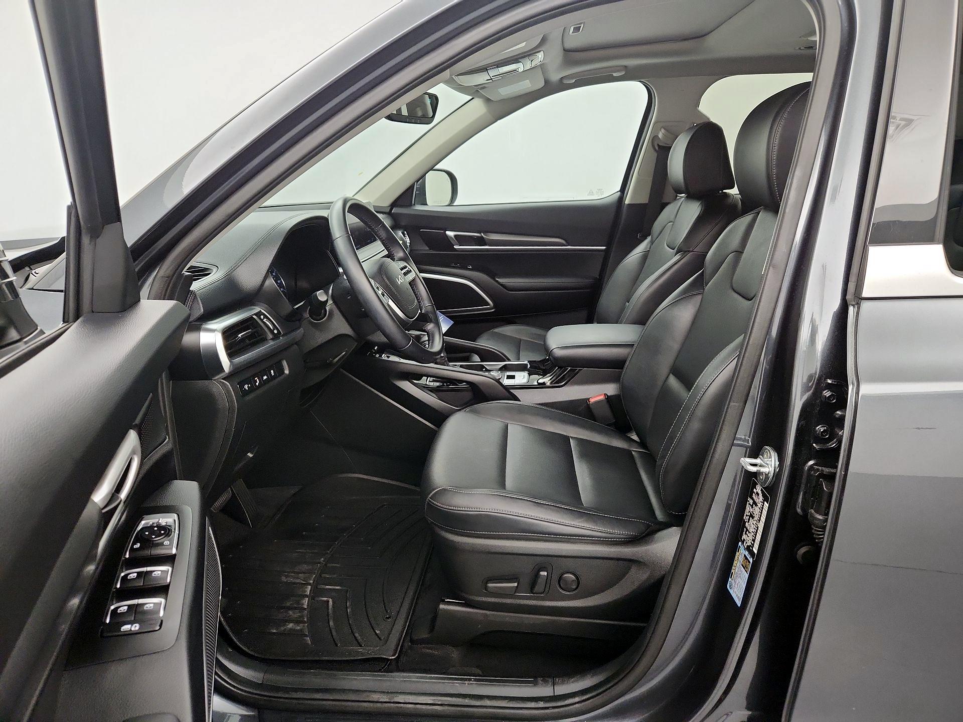 Thumbnail: 2022 Kia Telluride - 11