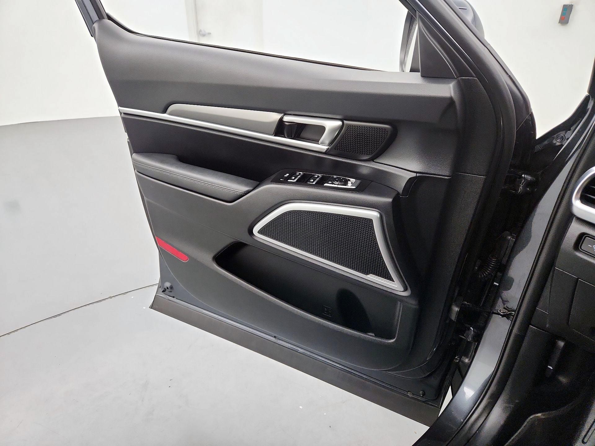 Thumbnail: 2022 Kia Telluride - 12