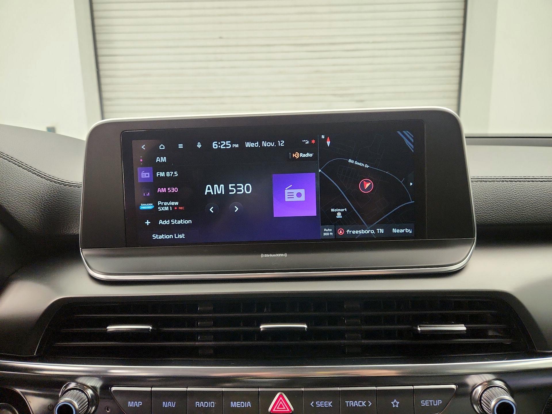 Thumbnail: 2022 Kia Telluride - 16