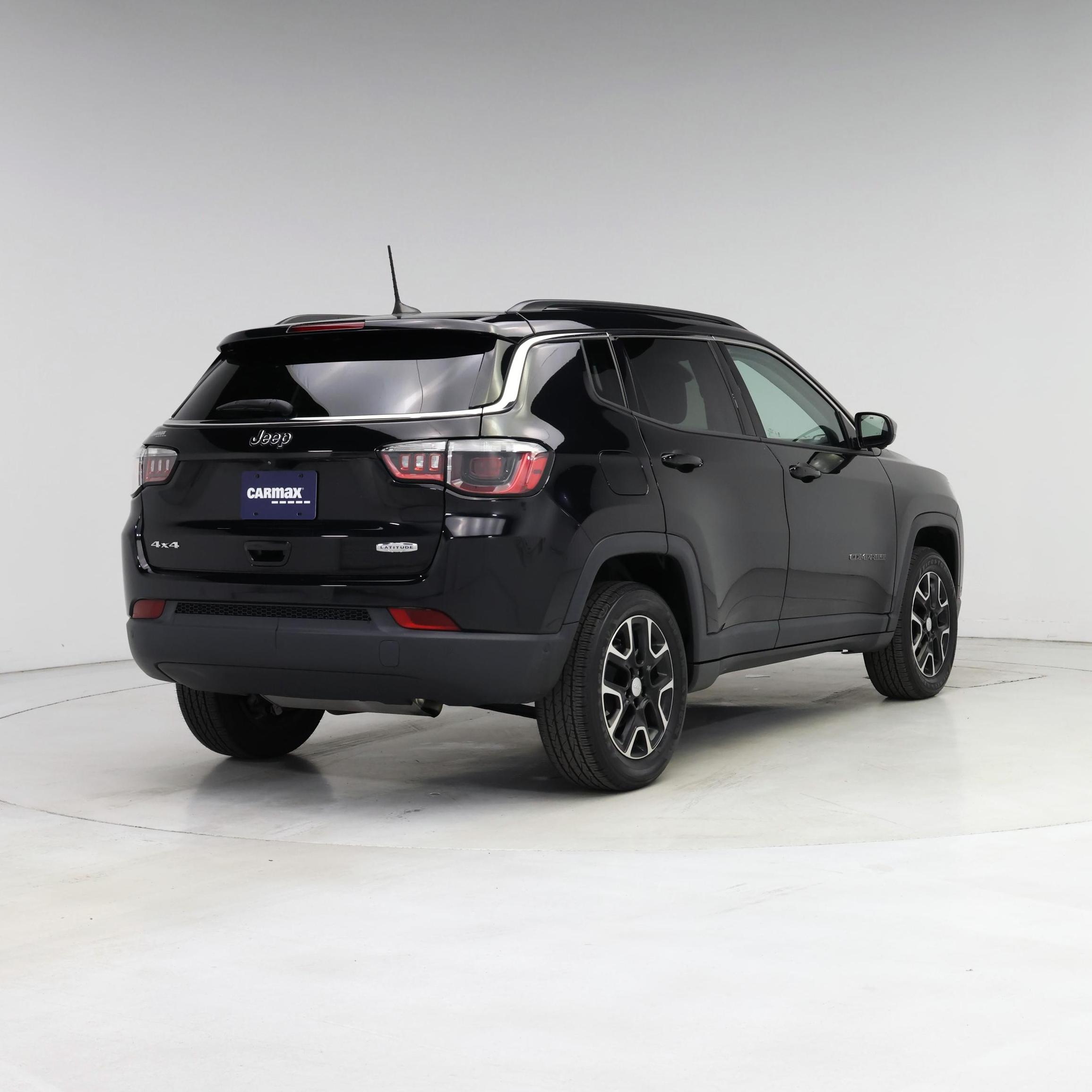 Thumbnail: 2022 Jeep Compass - 8