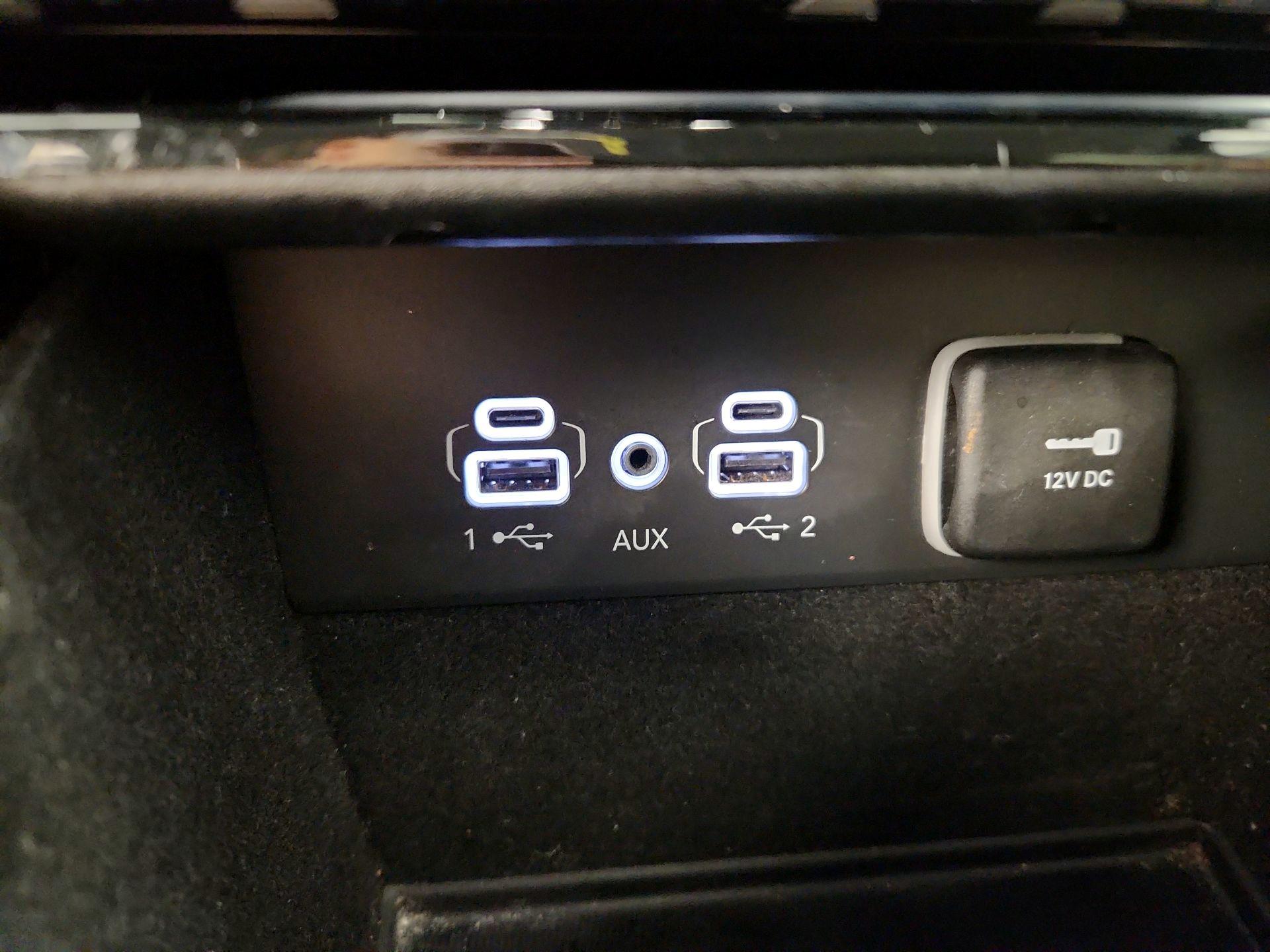 Thumbnail: 2022 Jeep Grand Cherokee L - 19