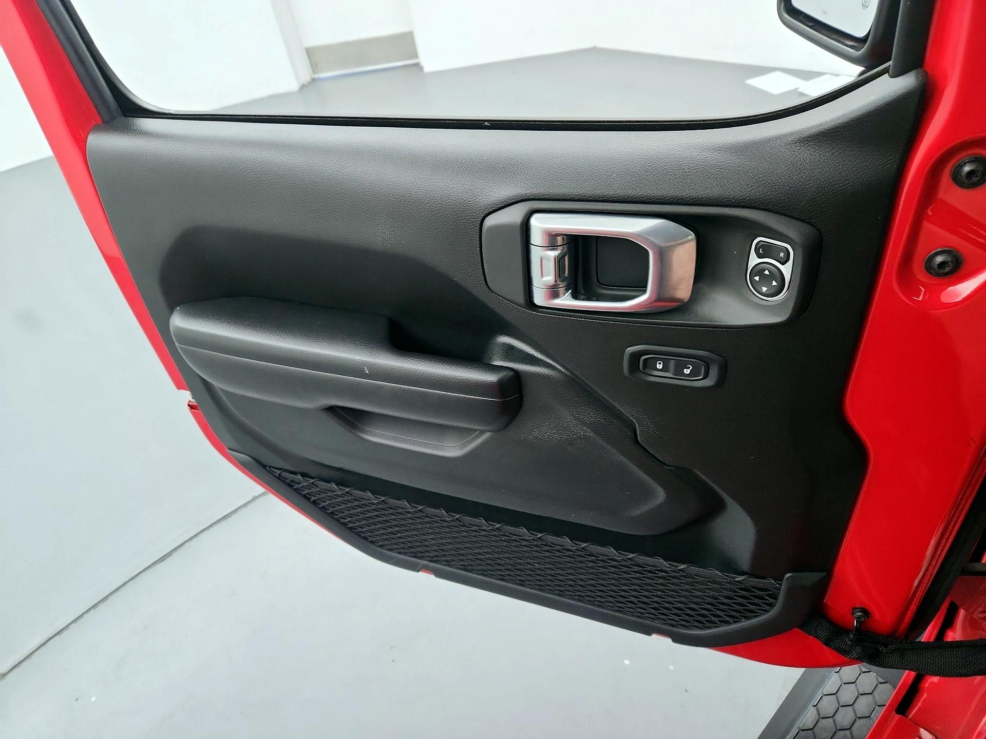 Thumbnail: 2021 Jeep Wrangler - 12