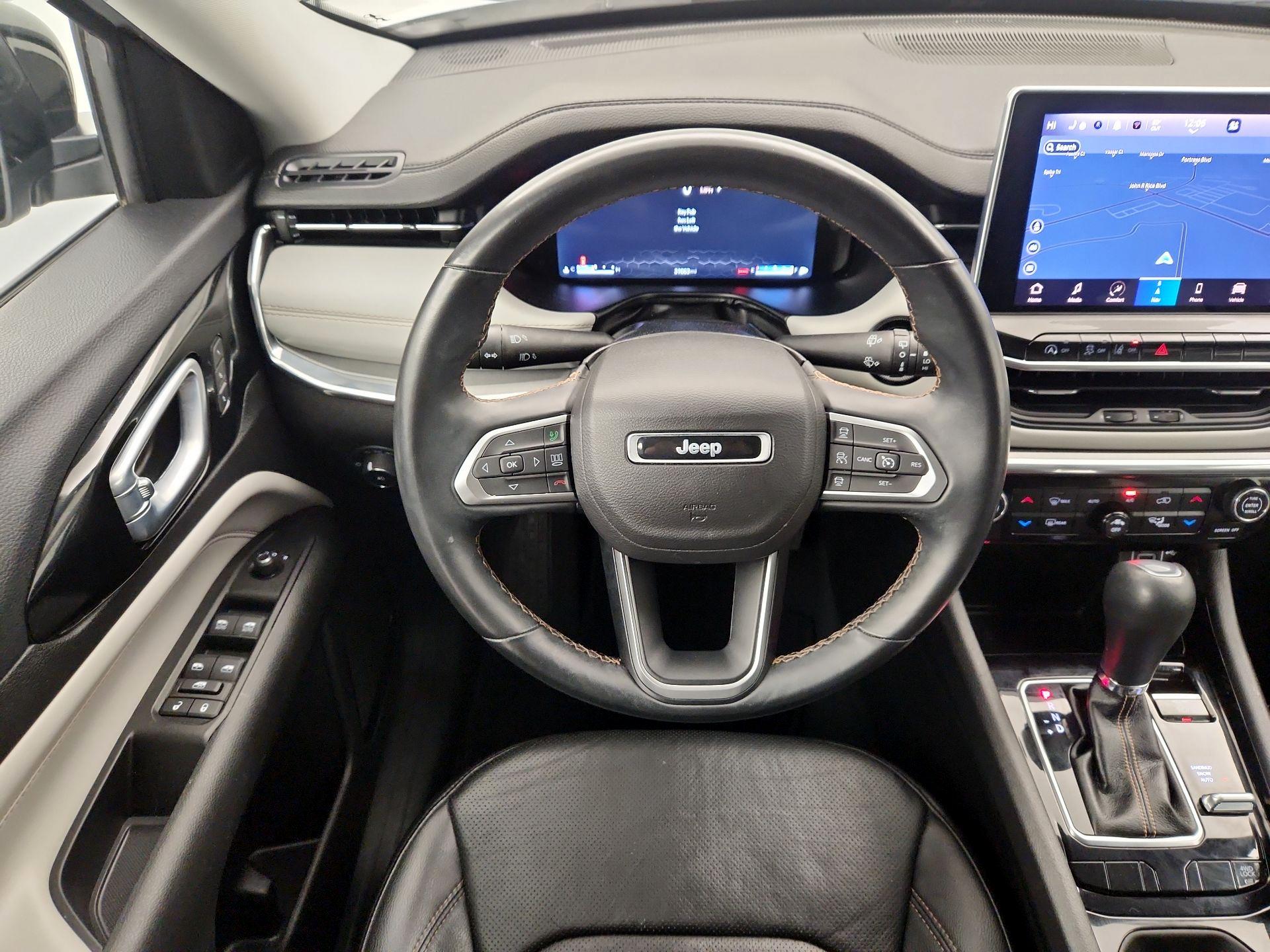 Thumbnail: 2022 Jeep Compass - 10