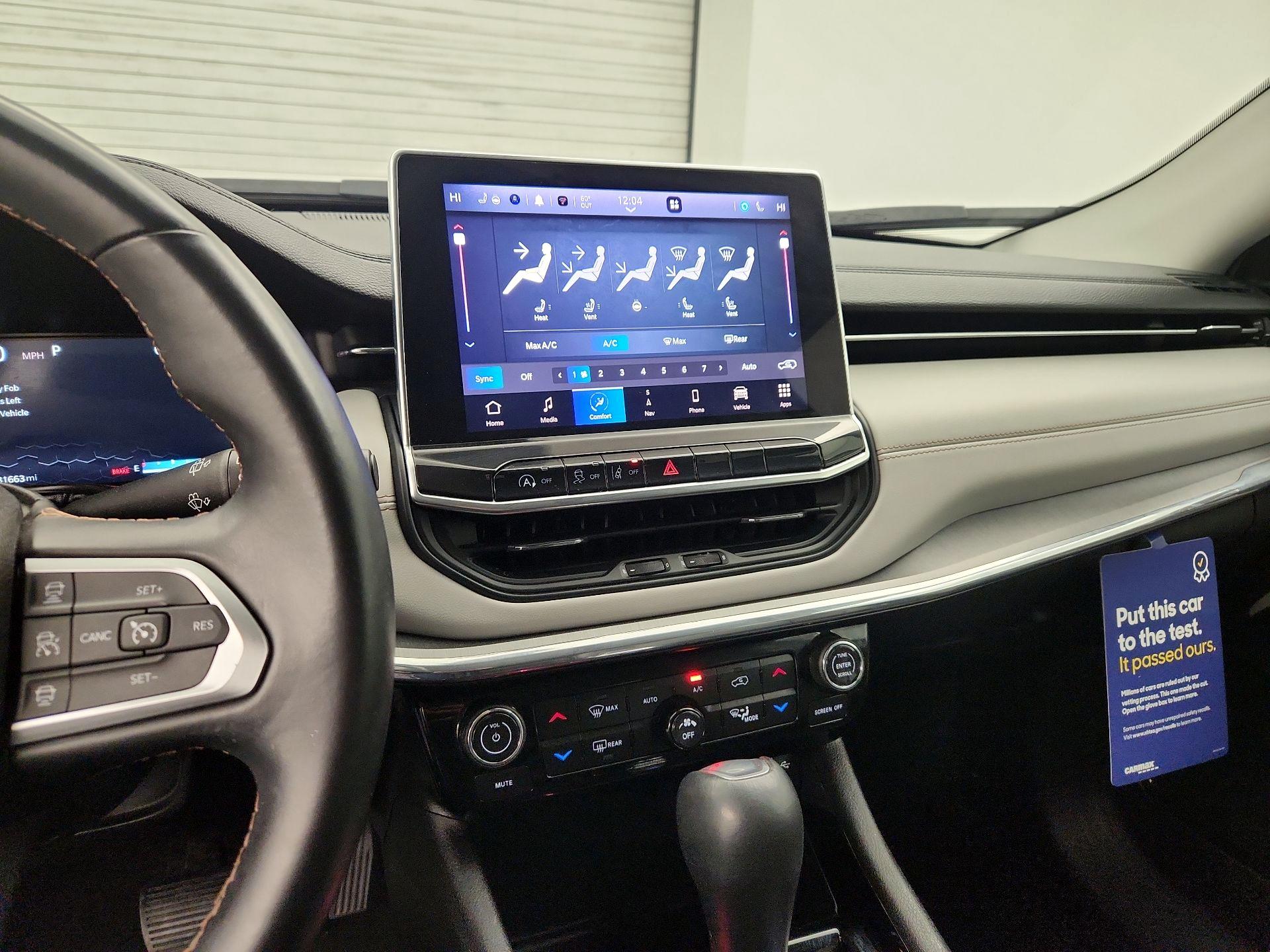 Thumbnail: 2022 Jeep Compass - 17