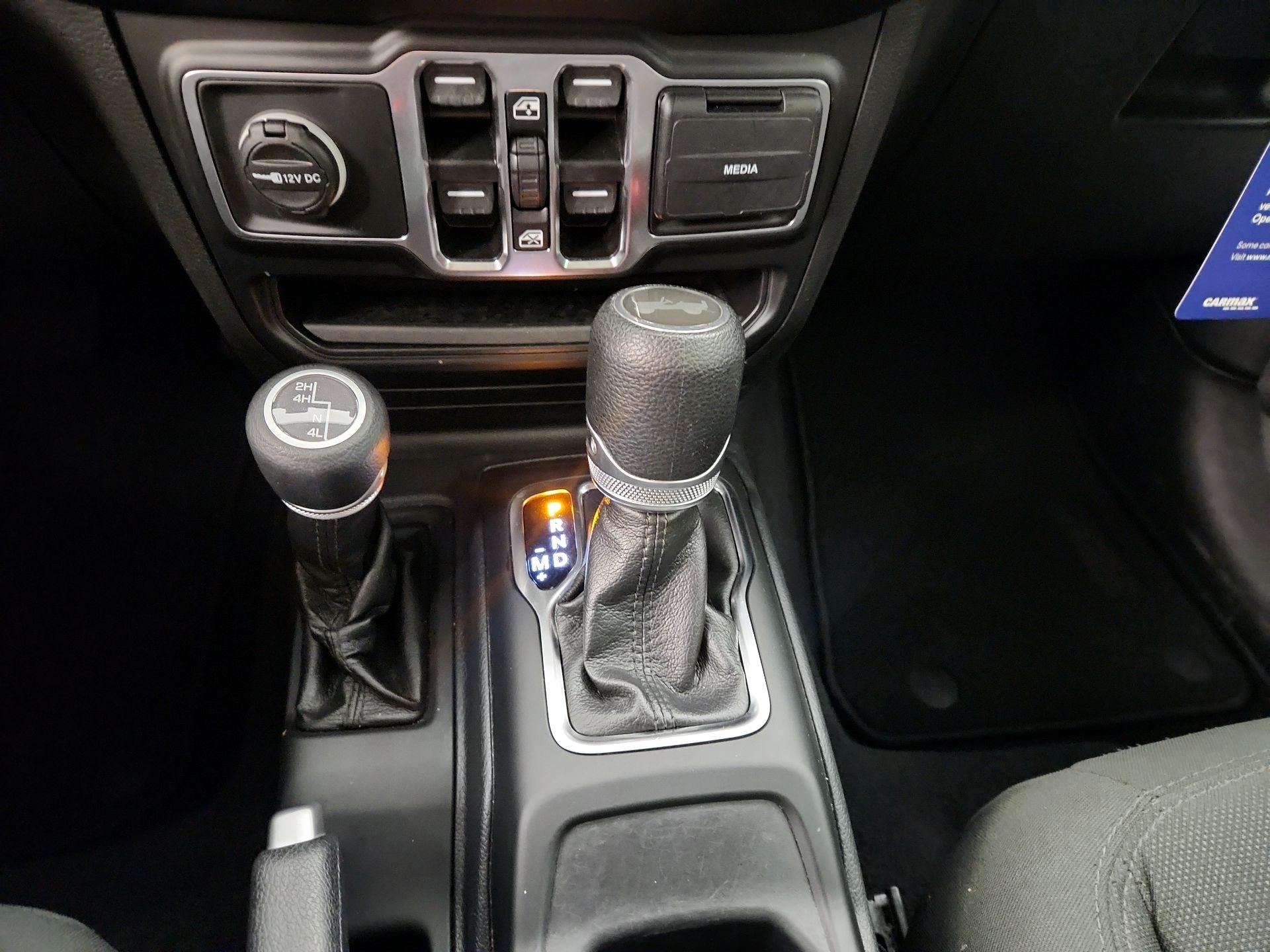 Thumbnail: 2021 Jeep Wrangler - 17