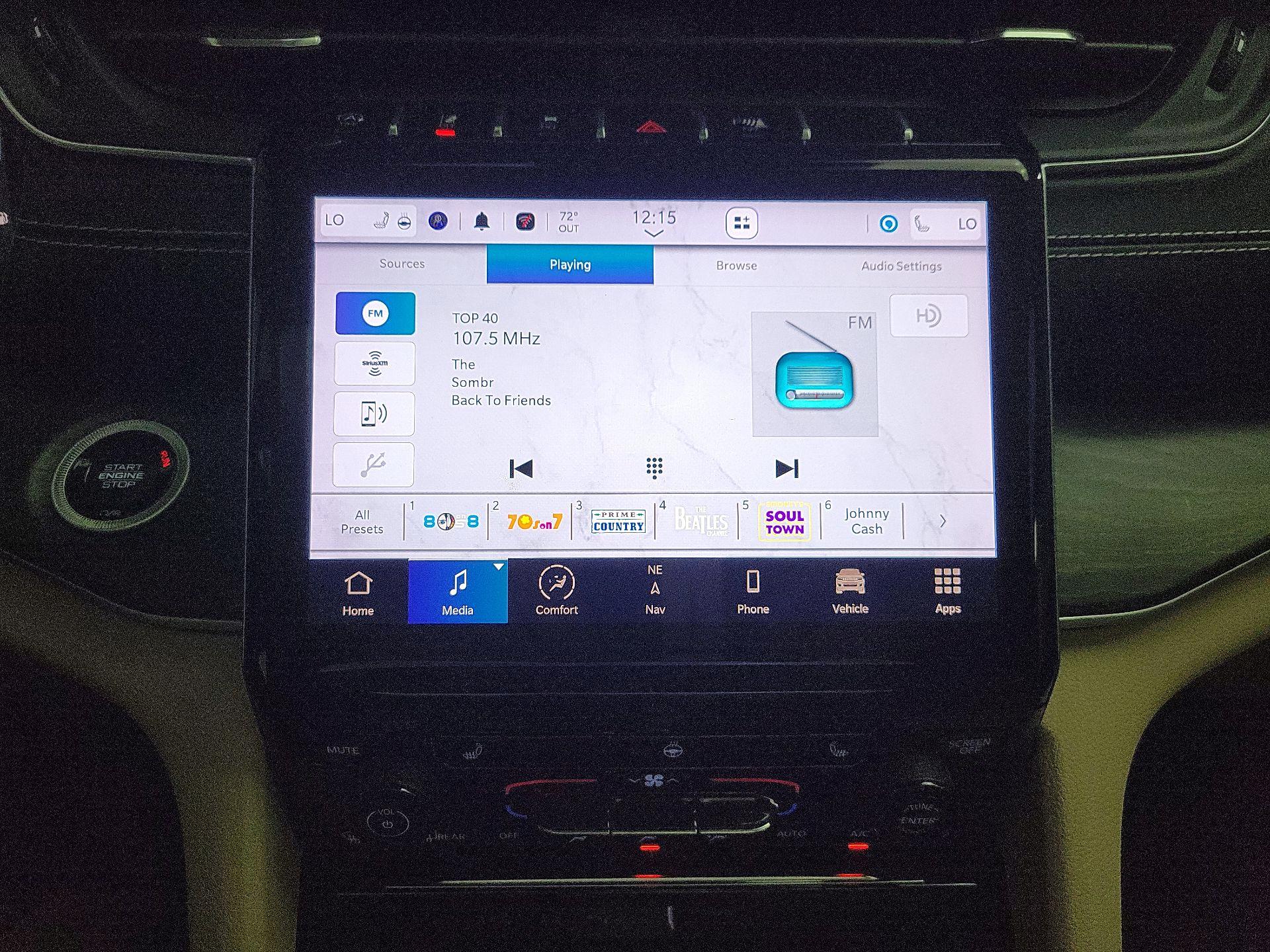 Thumbnail: 2022 Jeep Grand Cherokee - 15