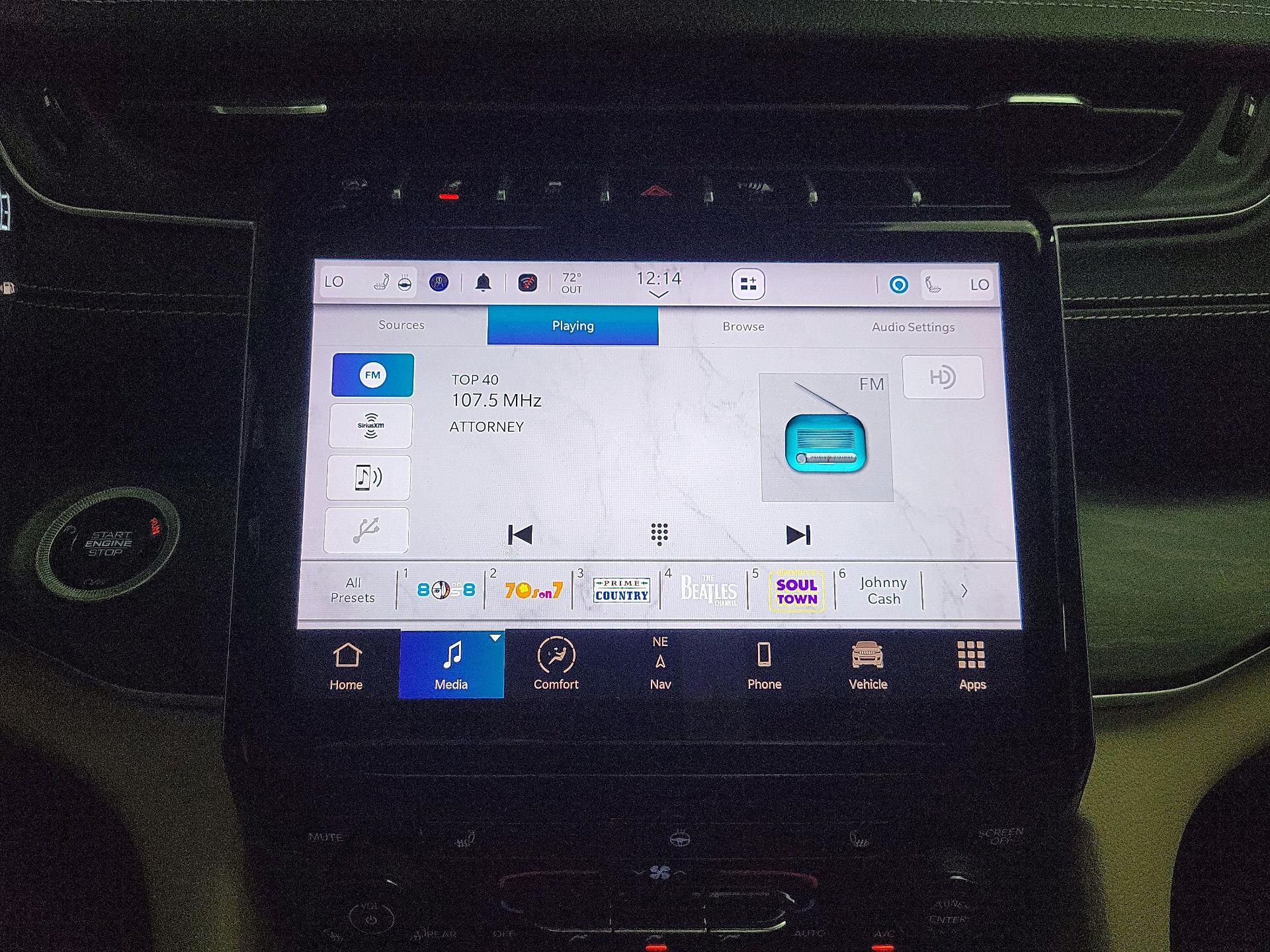 Thumbnail: 2022 Jeep Grand Cherokee - 16