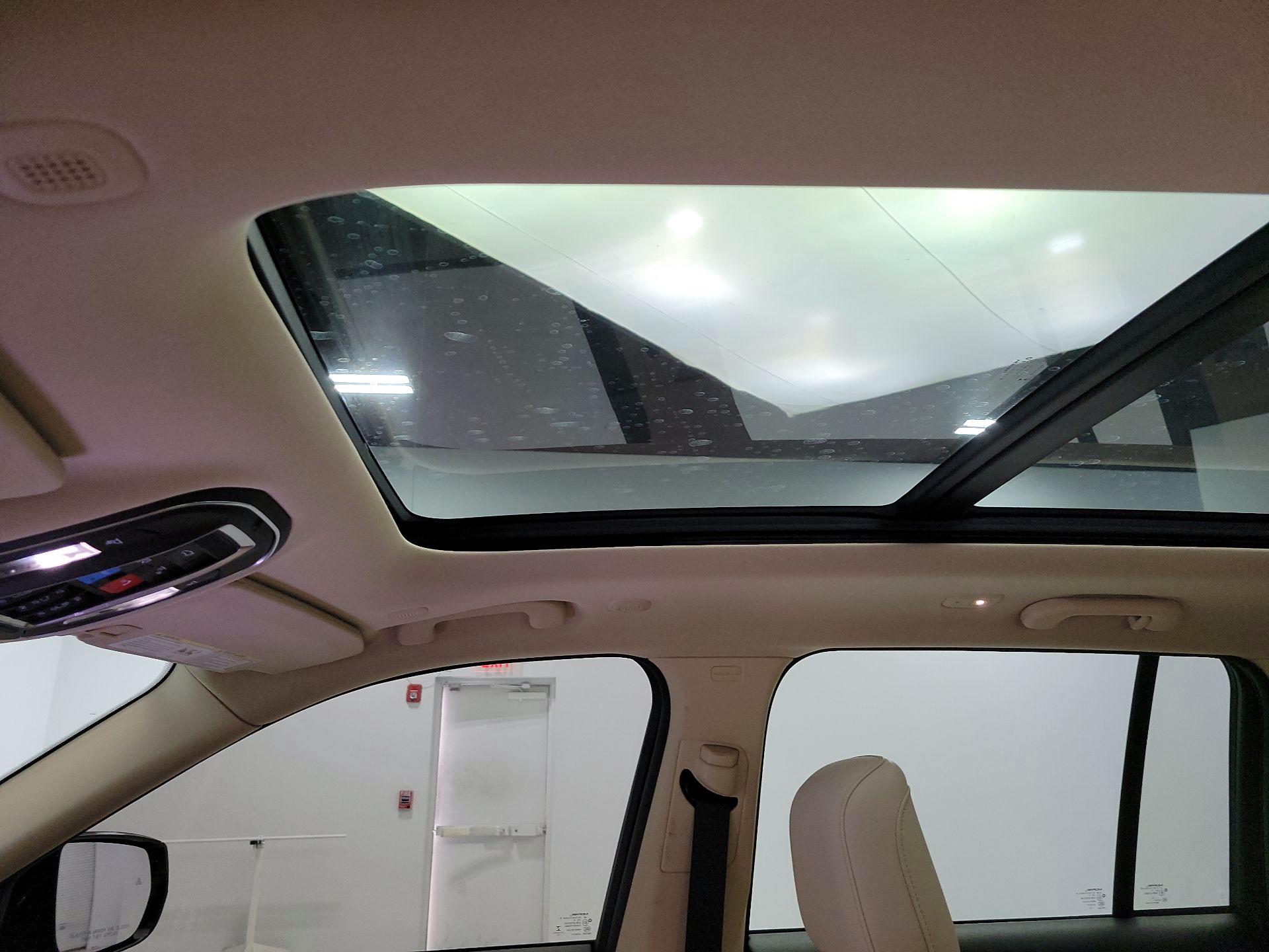 Thumbnail: 2022 Jeep Grand Cherokee - 20