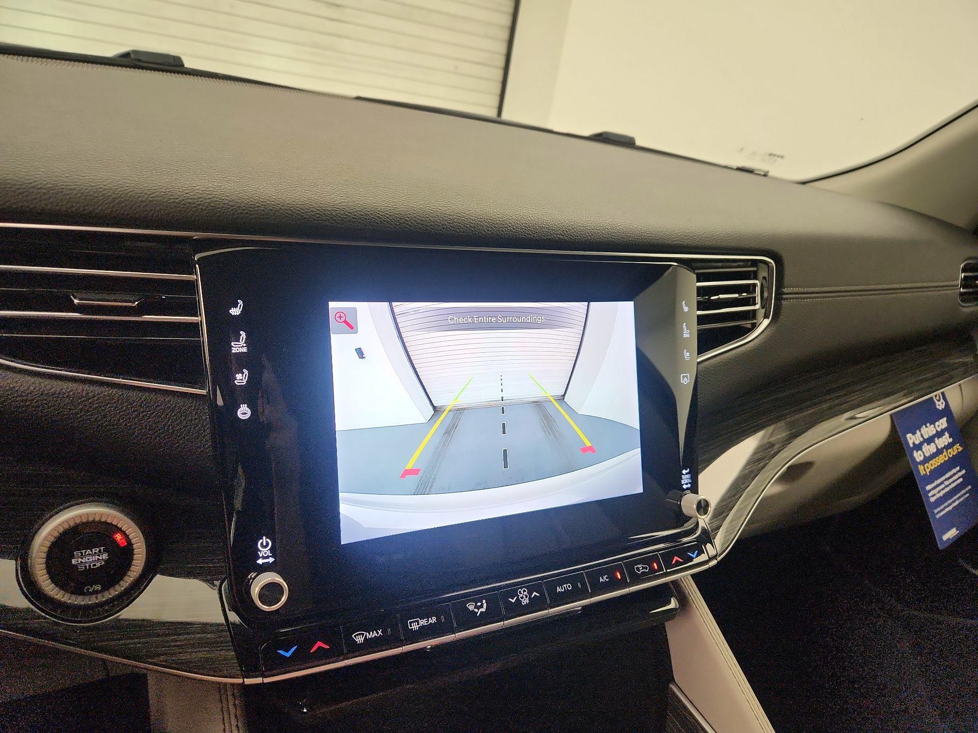 Thumbnail: 2022 Jeep Wagoneer - 14