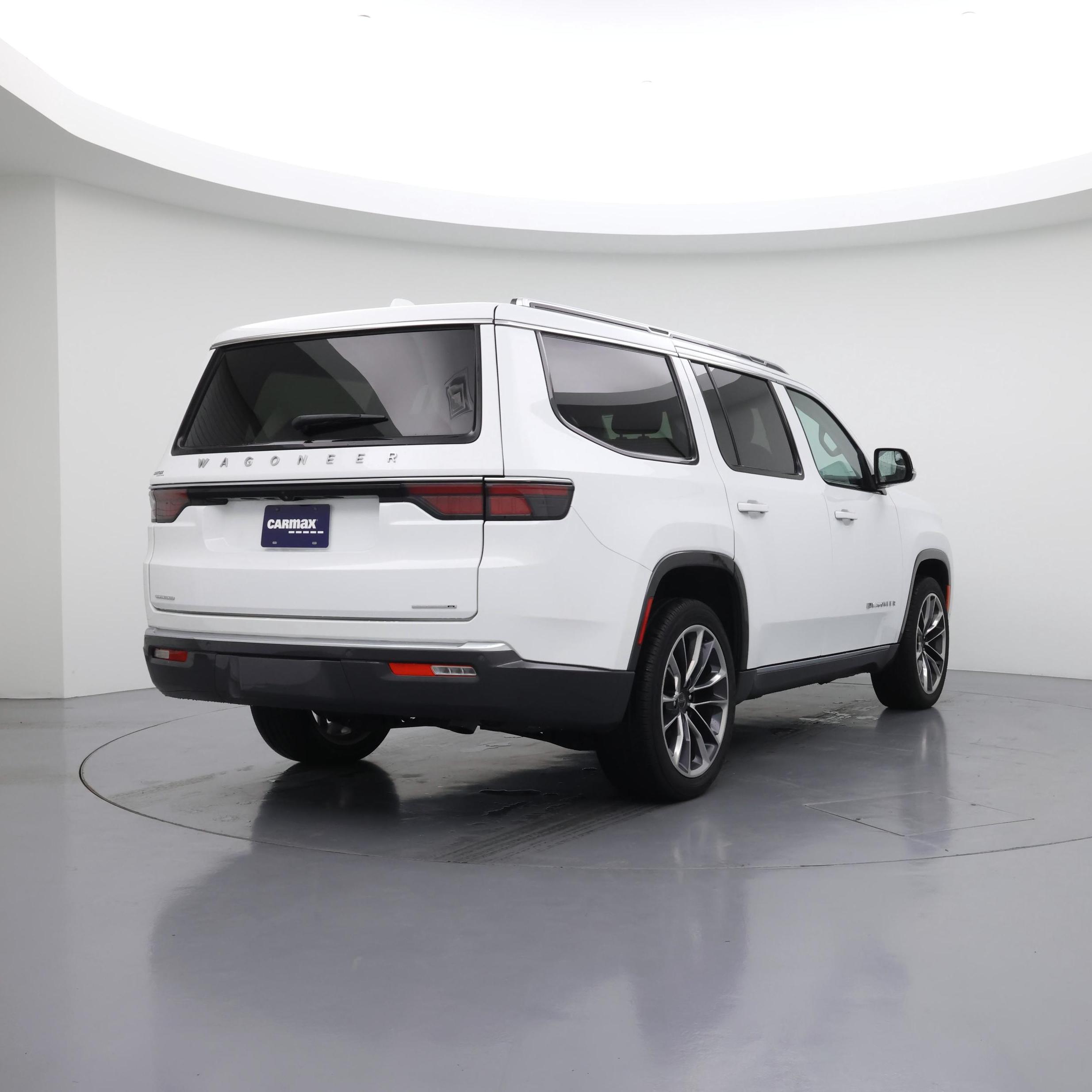 Thumbnail: 2022 Jeep Wagoneer - 8