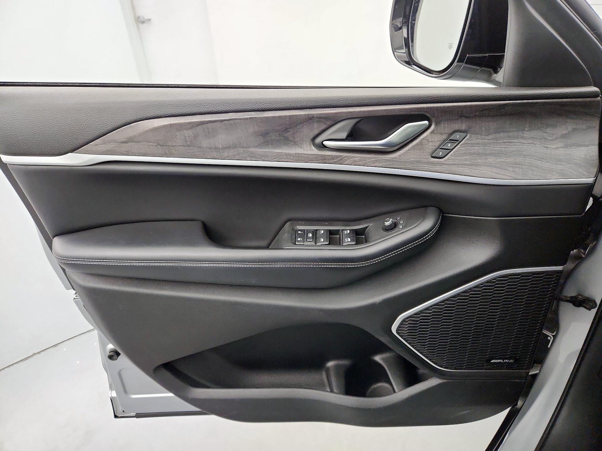 Thumbnail: 2022 Jeep Grand Cherokee L - 12