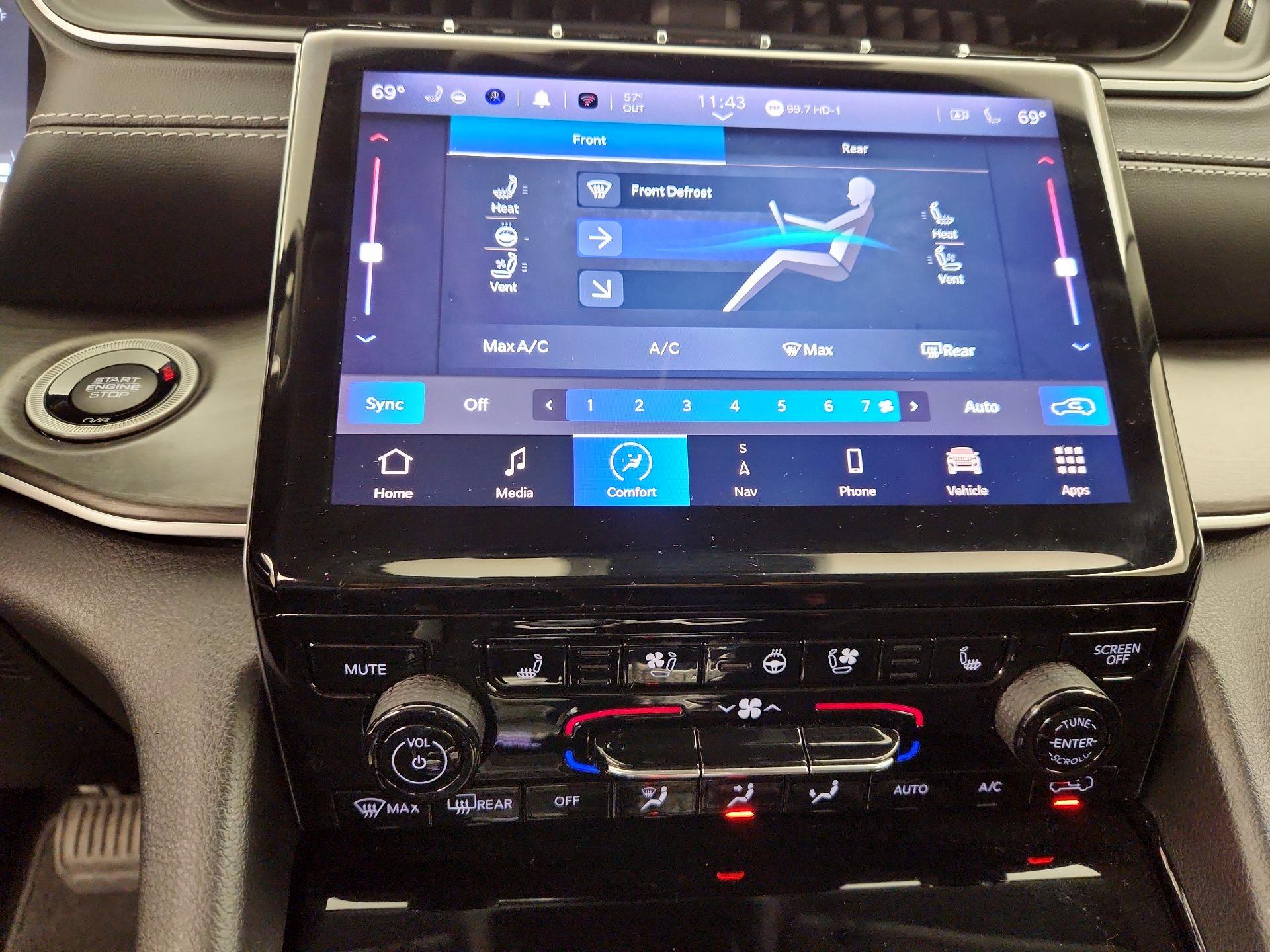 Thumbnail: 2022 Jeep Grand Cherokee L - 17