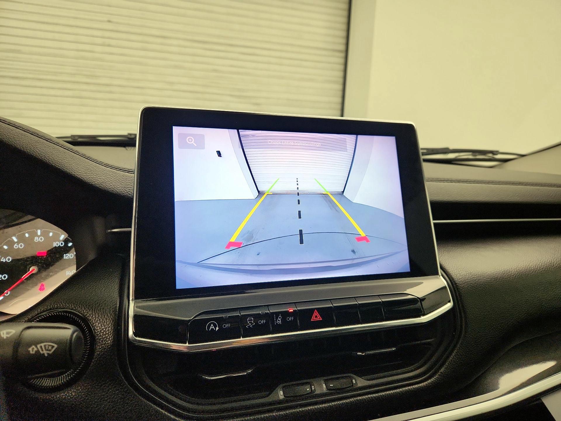 Thumbnail: 2022 Jeep Compass - 14