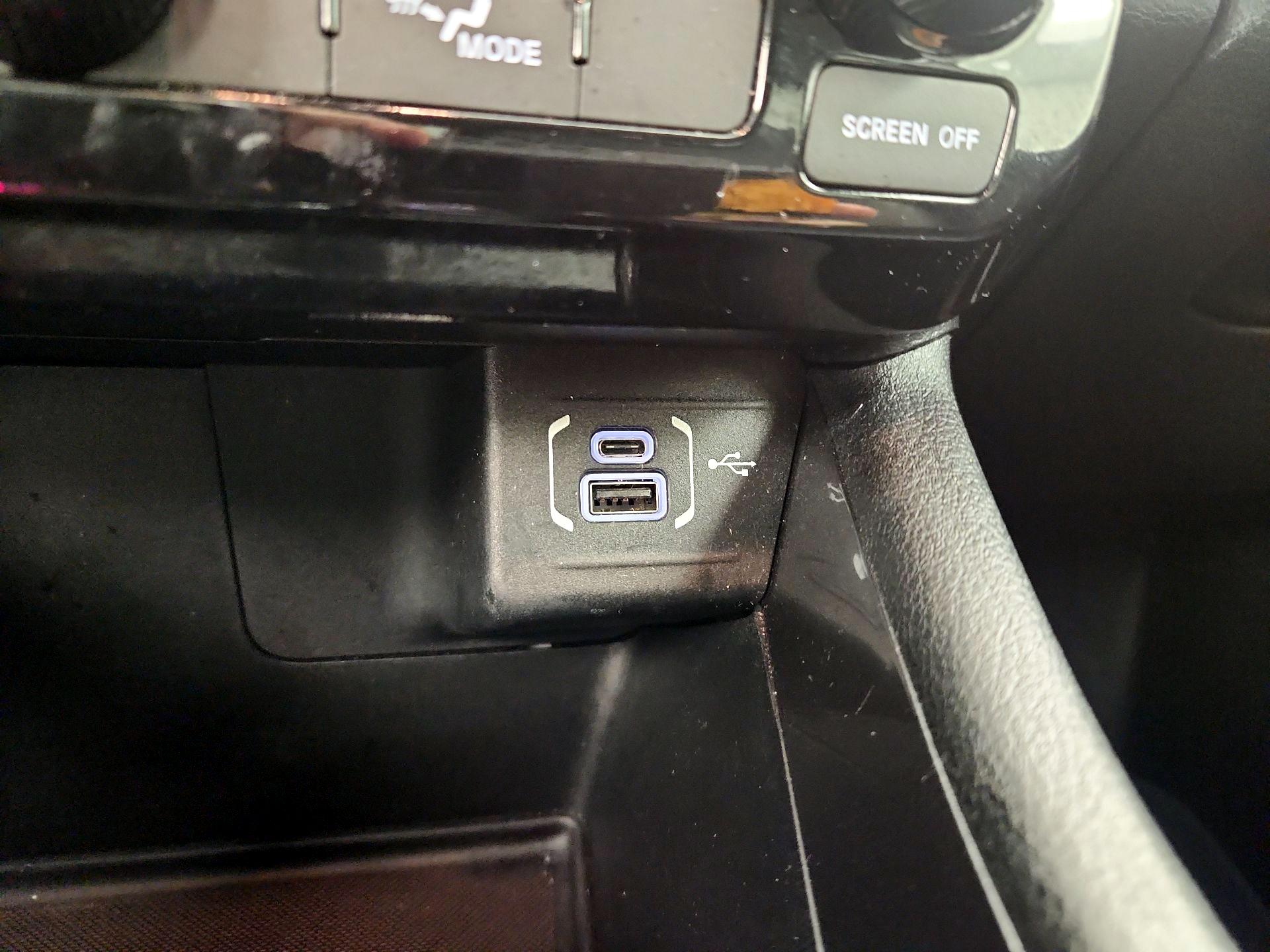 Thumbnail: 2022 Jeep Compass - 18