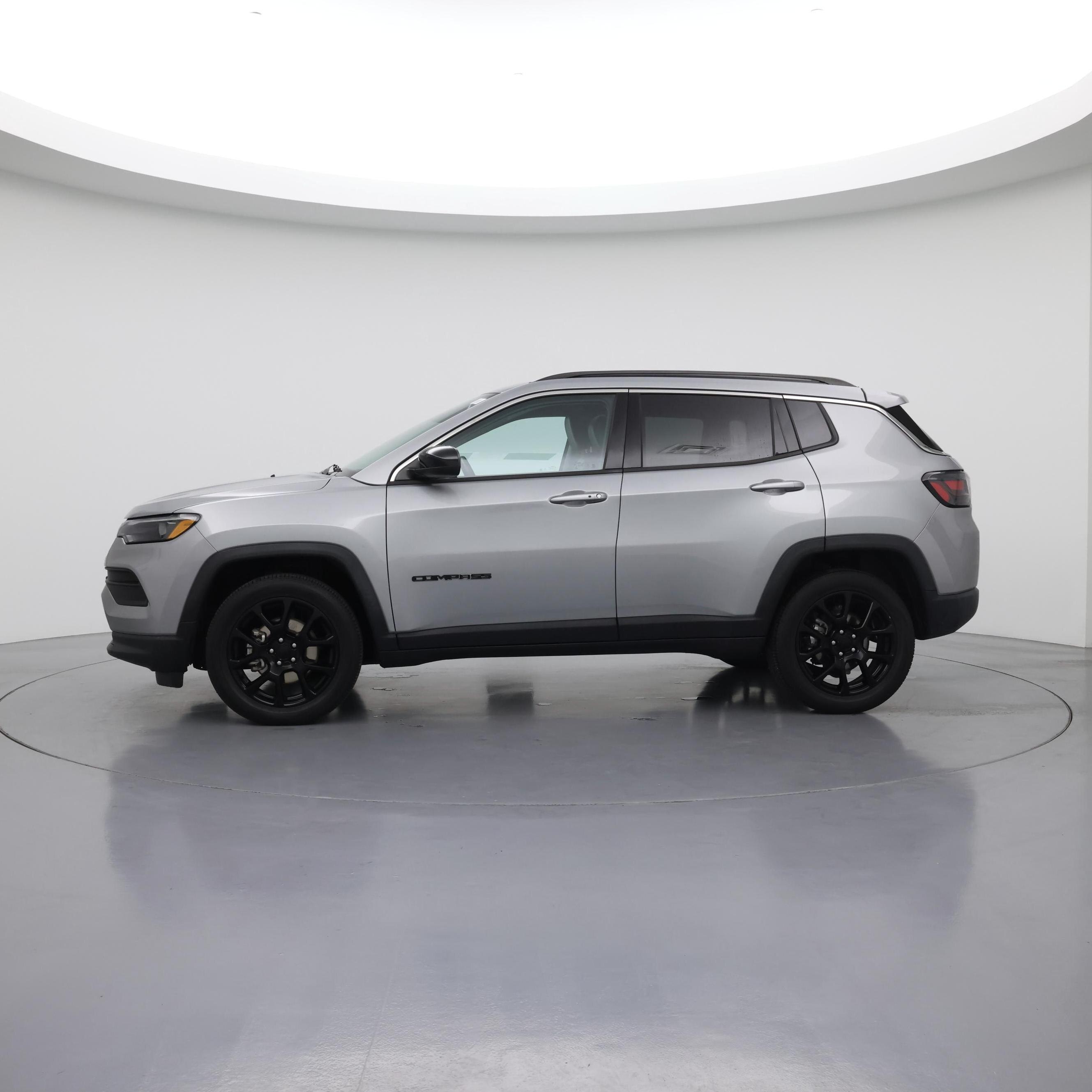 Thumbnail: 2022 Jeep Compass - 3