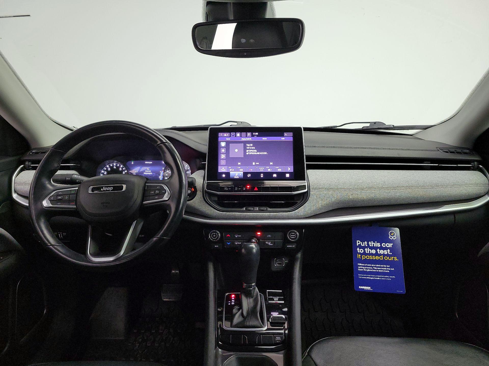 Thumbnail: 2022 Jeep Compass - 9