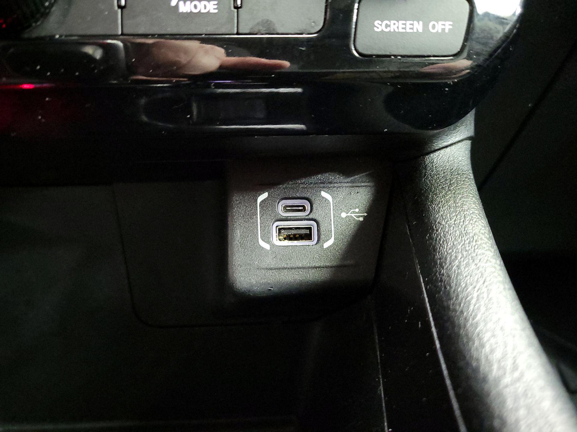 Thumbnail: 2022 Jeep Compass - 18