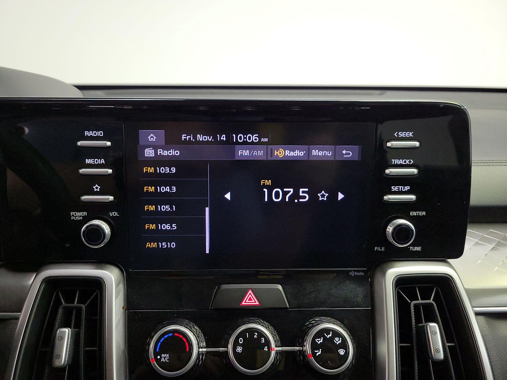 Thumbnail: 2022 Kia Sorento - 15