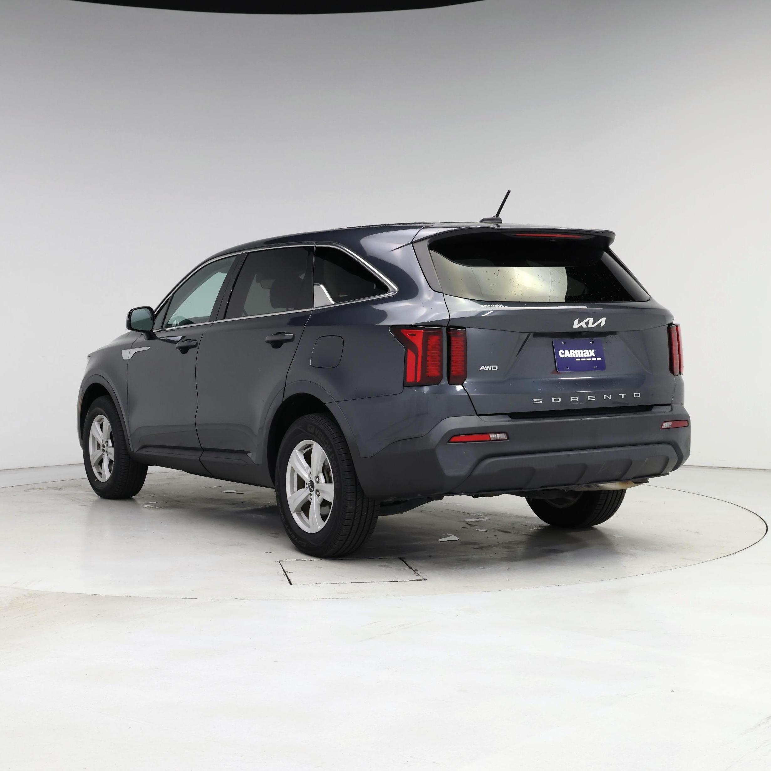 Thumbnail: 2022 Kia Sorento - 2