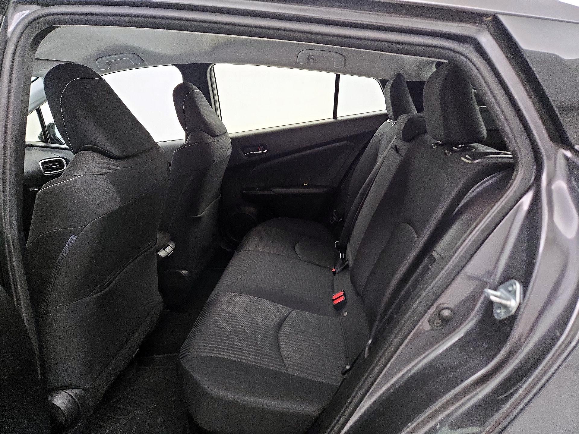 Thumbnail: 2020 Toyota Prius Prime - 18