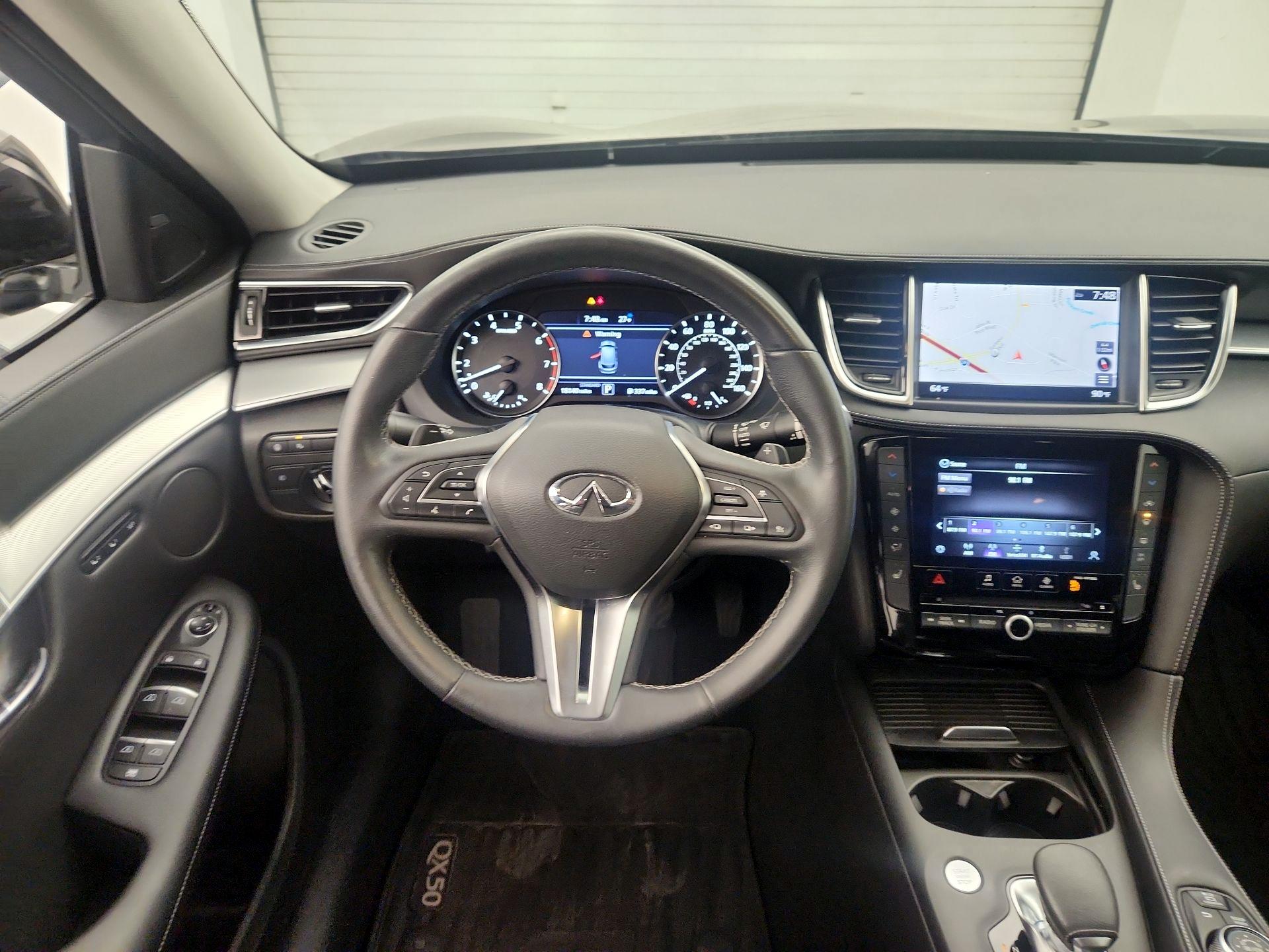 Thumbnail: 2020 INFINITI QX50 - 10