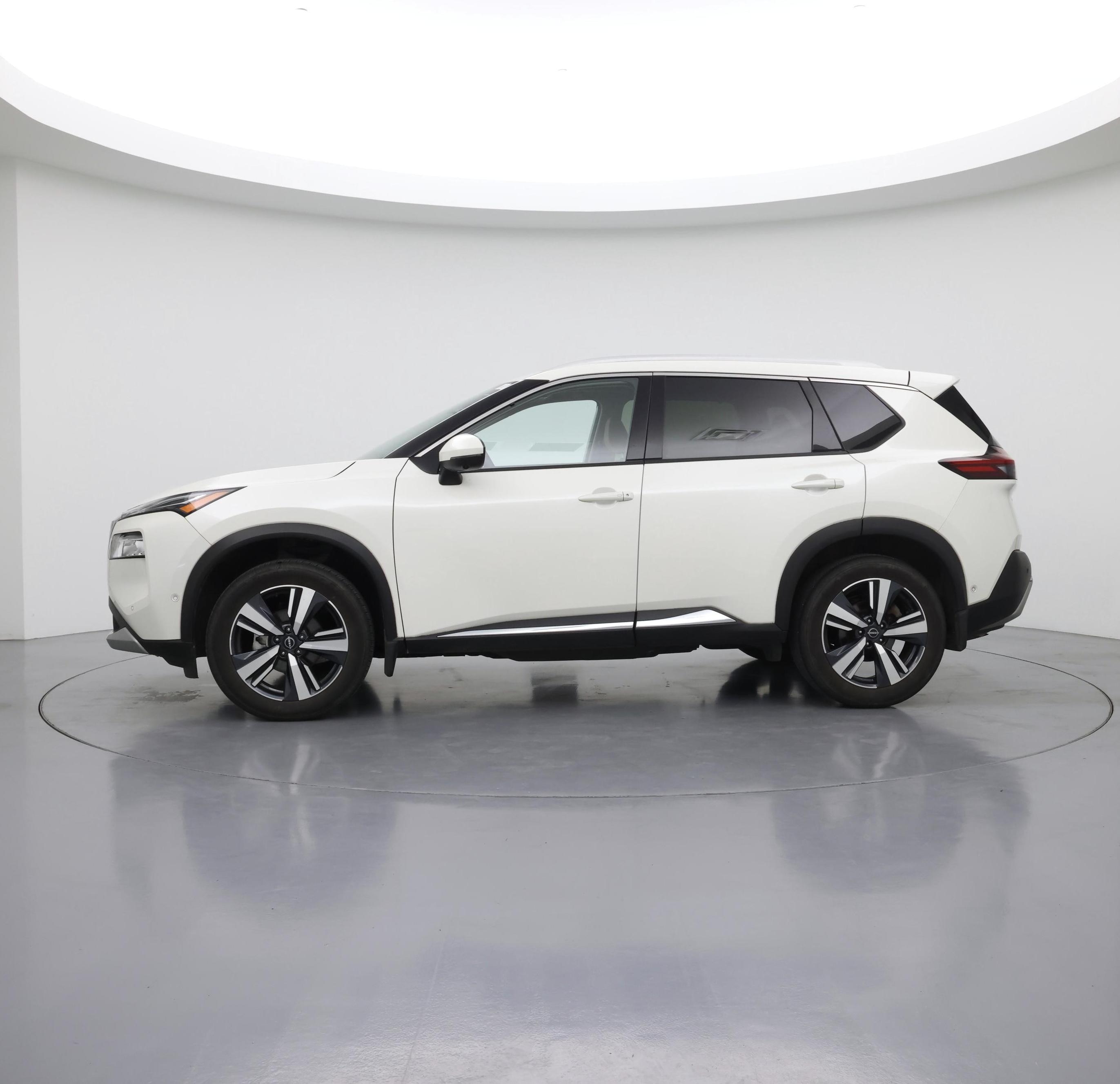 Thumbnail: 2023 Nissan Rogue - 3