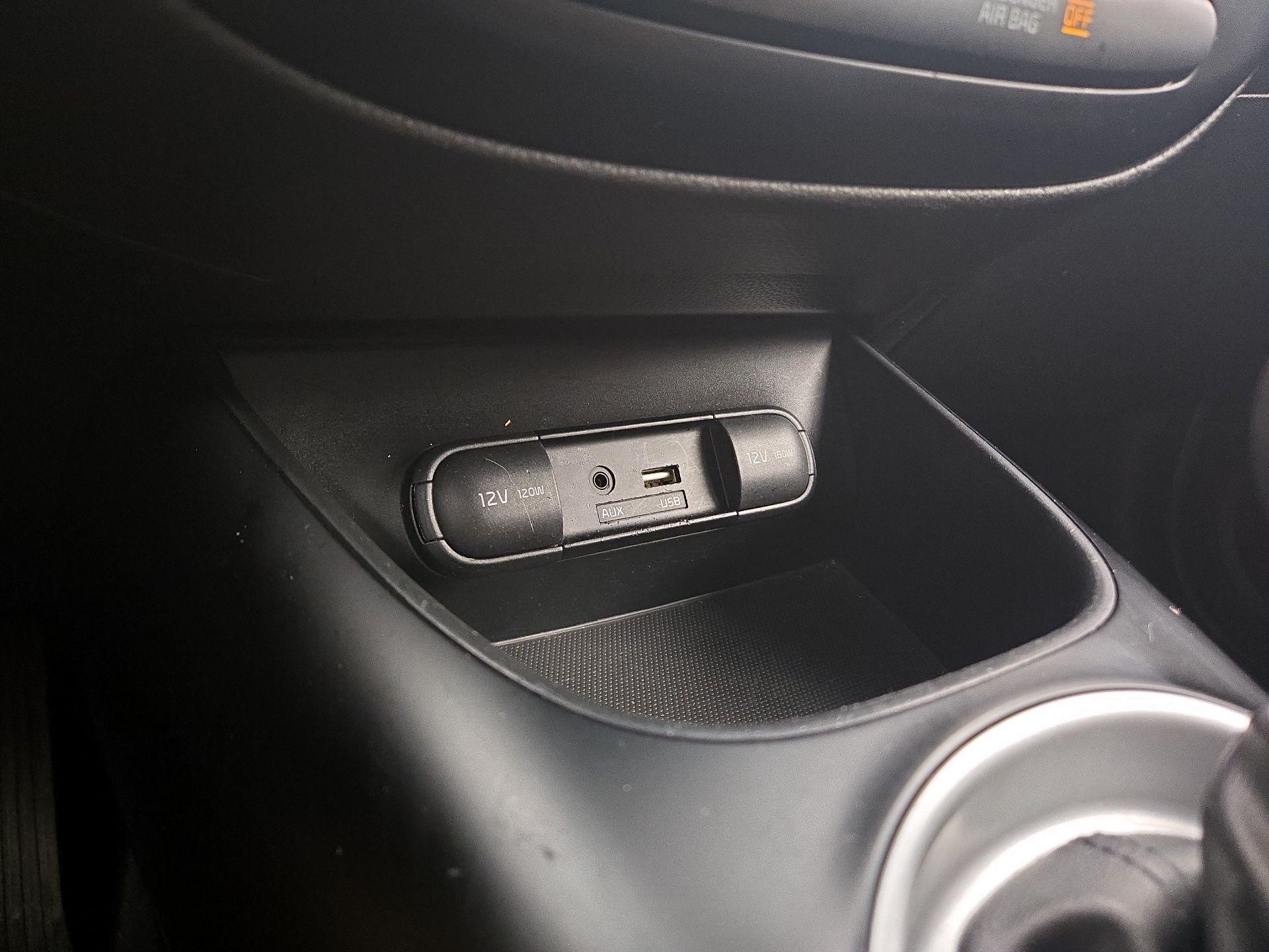 Thumbnail: 2017 Kia Soul - 17