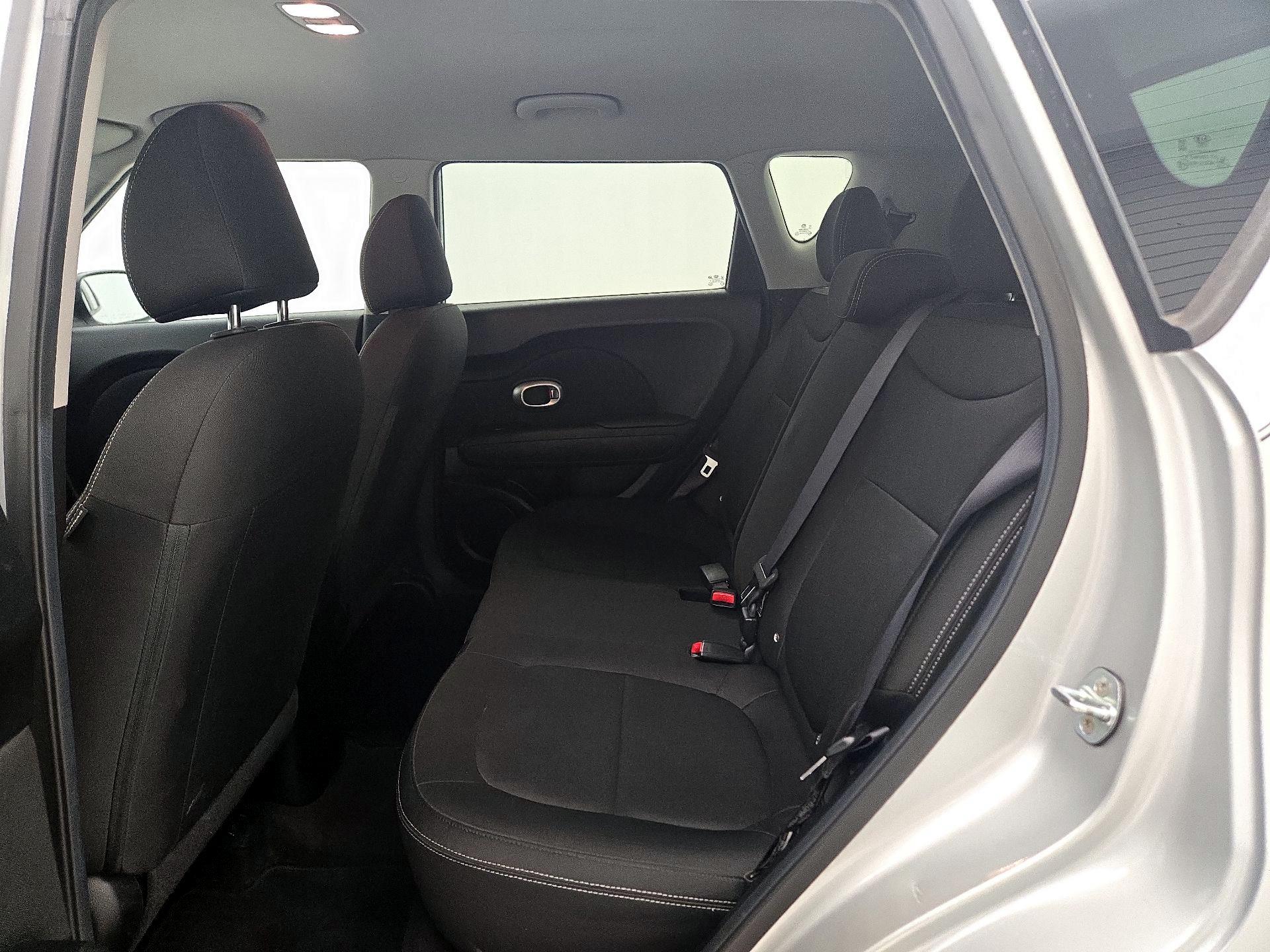 Thumbnail: 2017 Kia Soul - 18