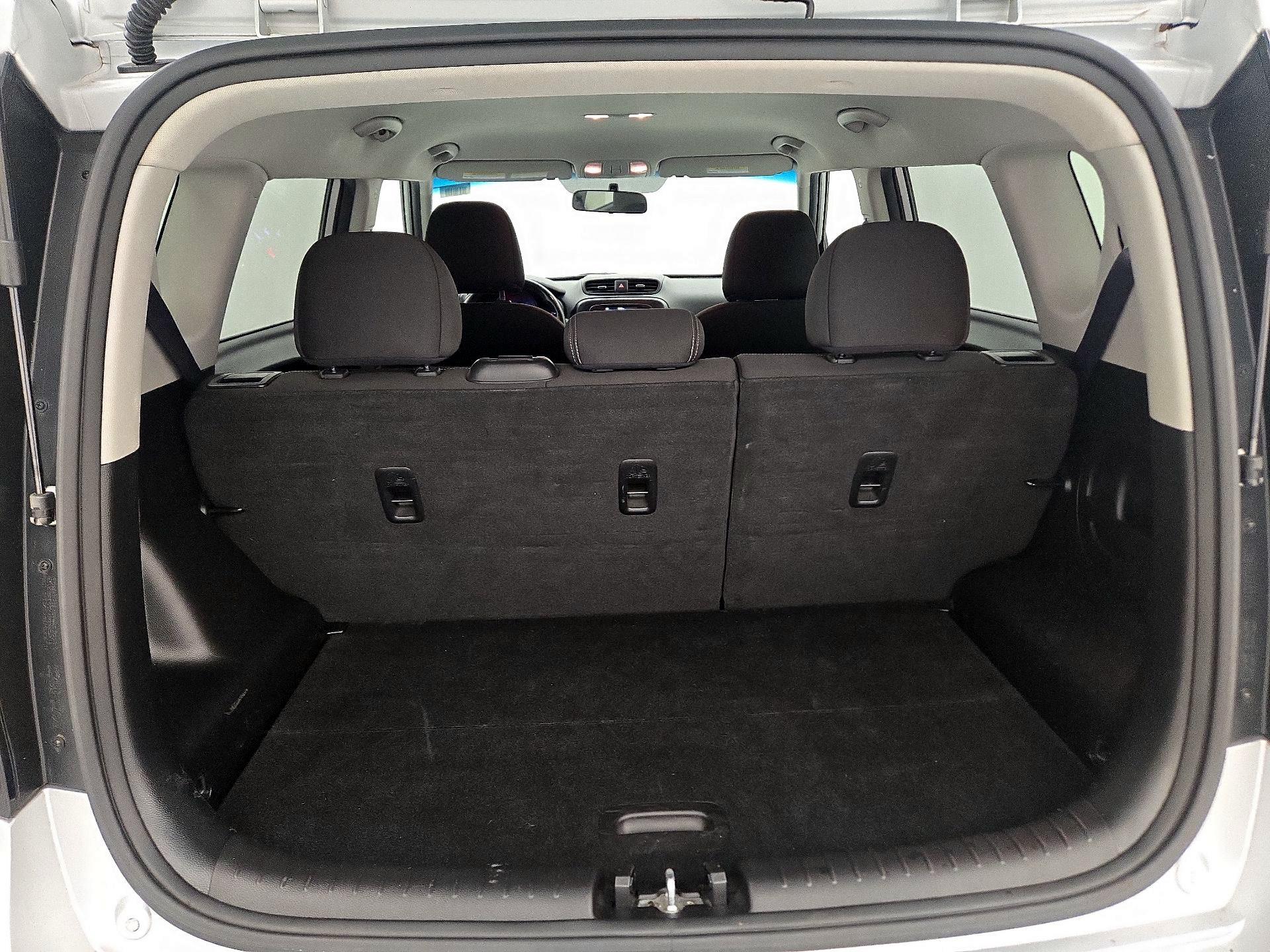 Thumbnail: 2017 Kia Soul - 19