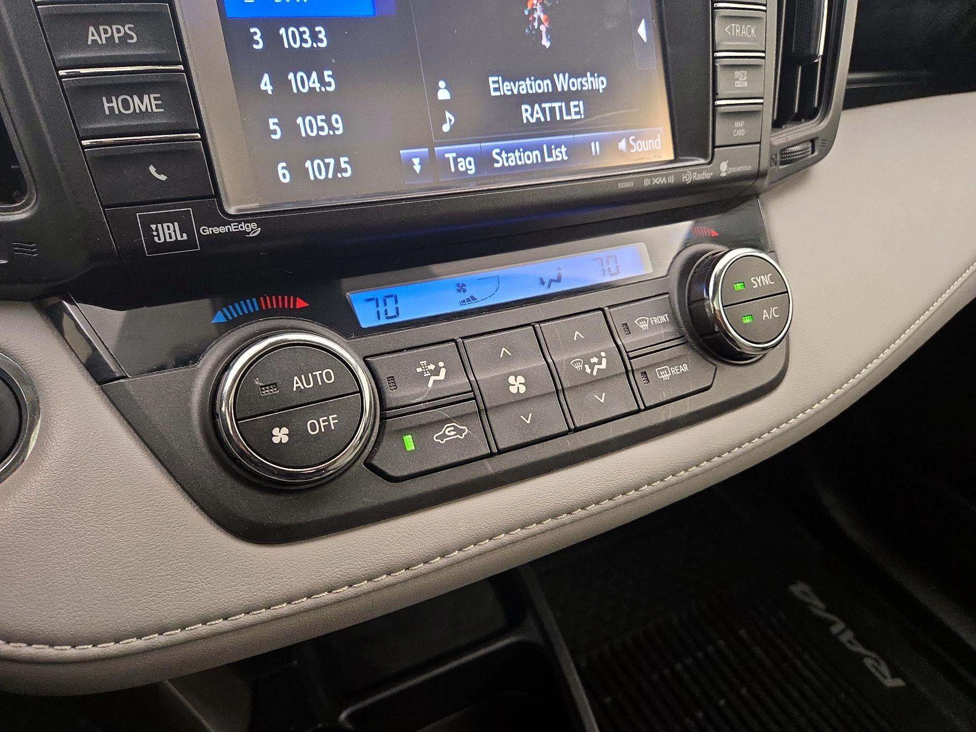 Thumbnail: 2018 Toyota RAV4 - 17