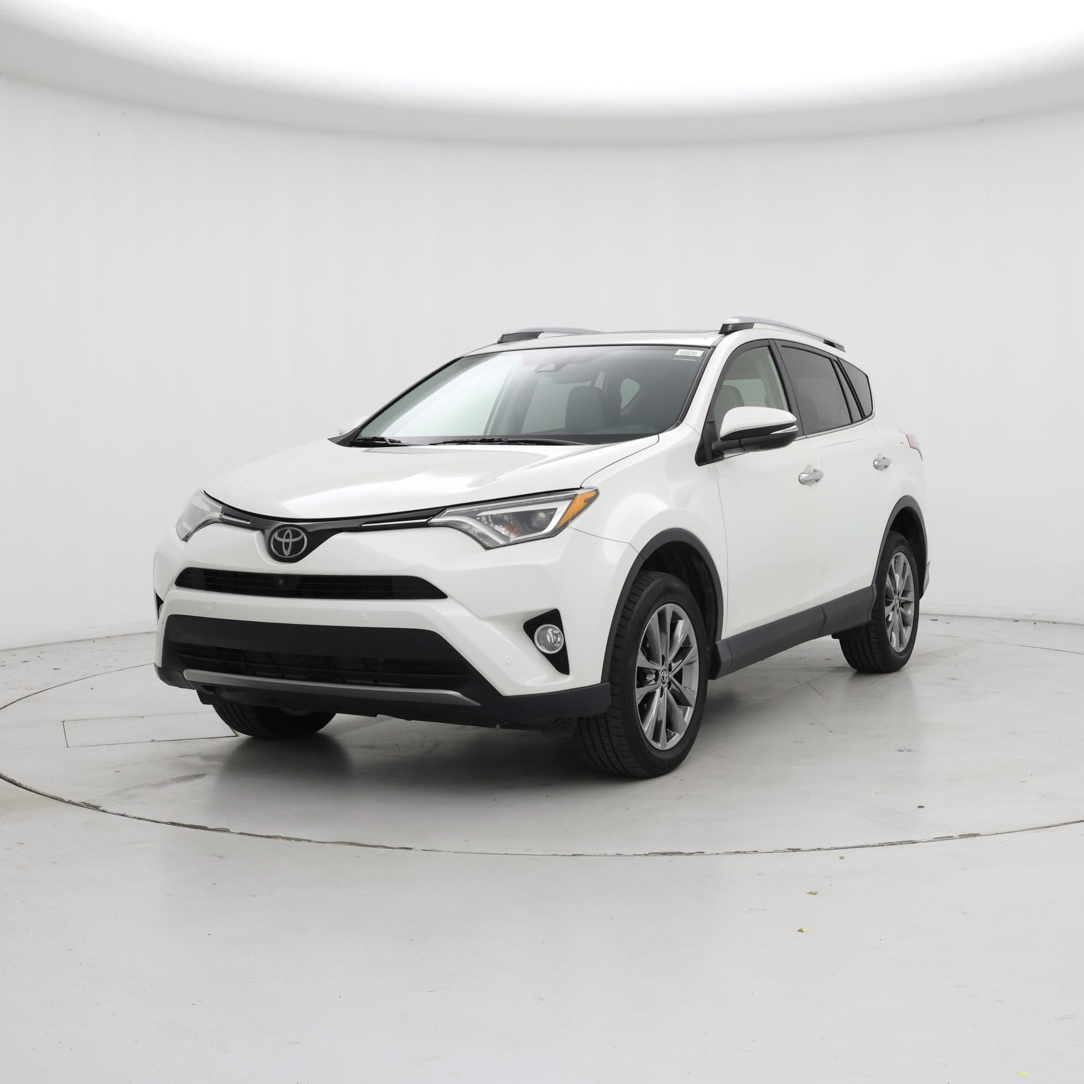 Thumbnail: 2018 Toyota RAV4 - 4