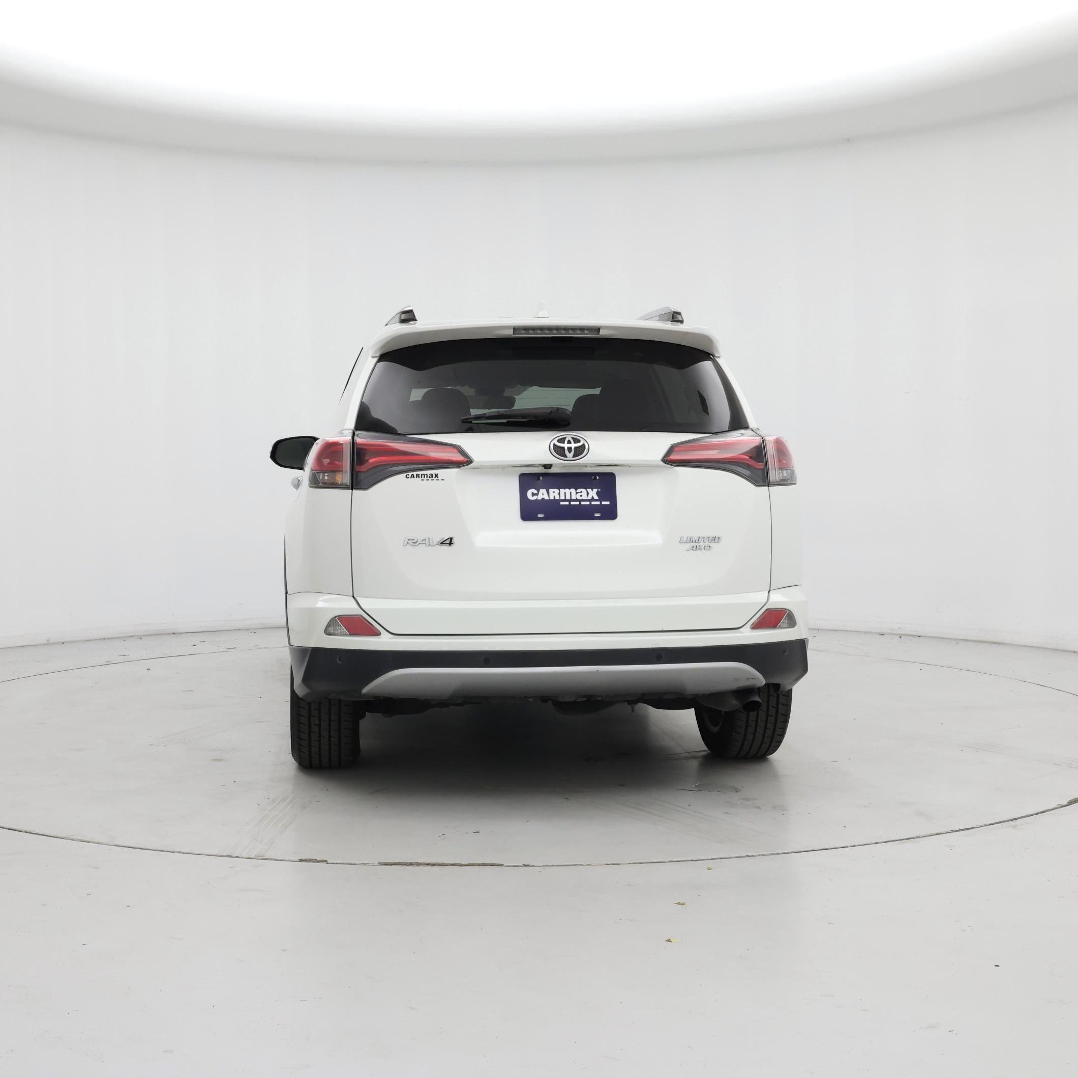 Thumbnail: 2018 Toyota RAV4 - 6