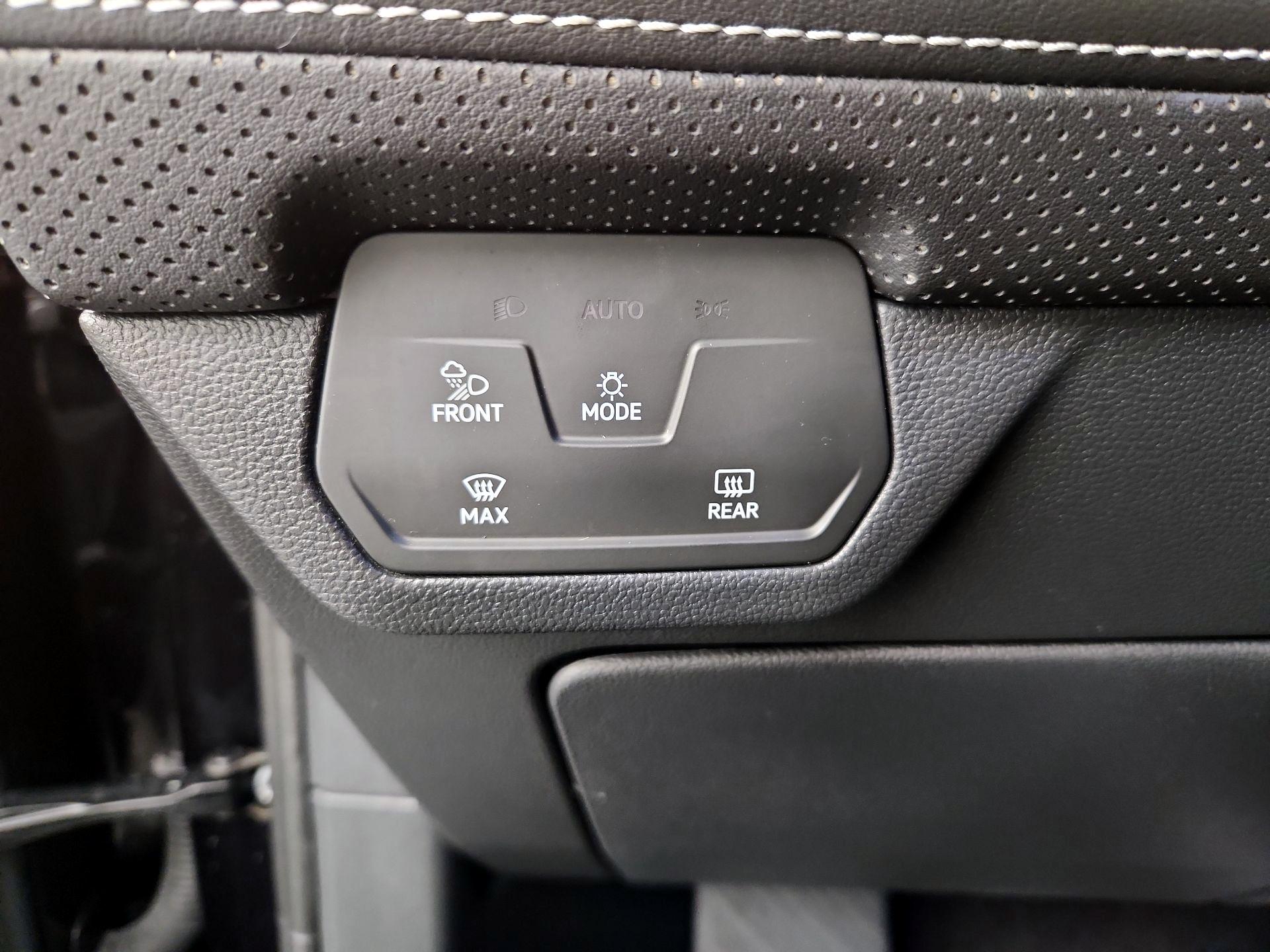 Thumbnail: 2024 Volkswagen Atlas - 13