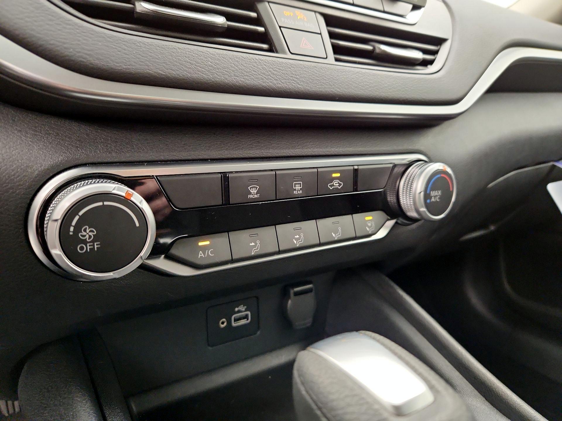 Thumbnail: 2022 Nissan Altima - 16