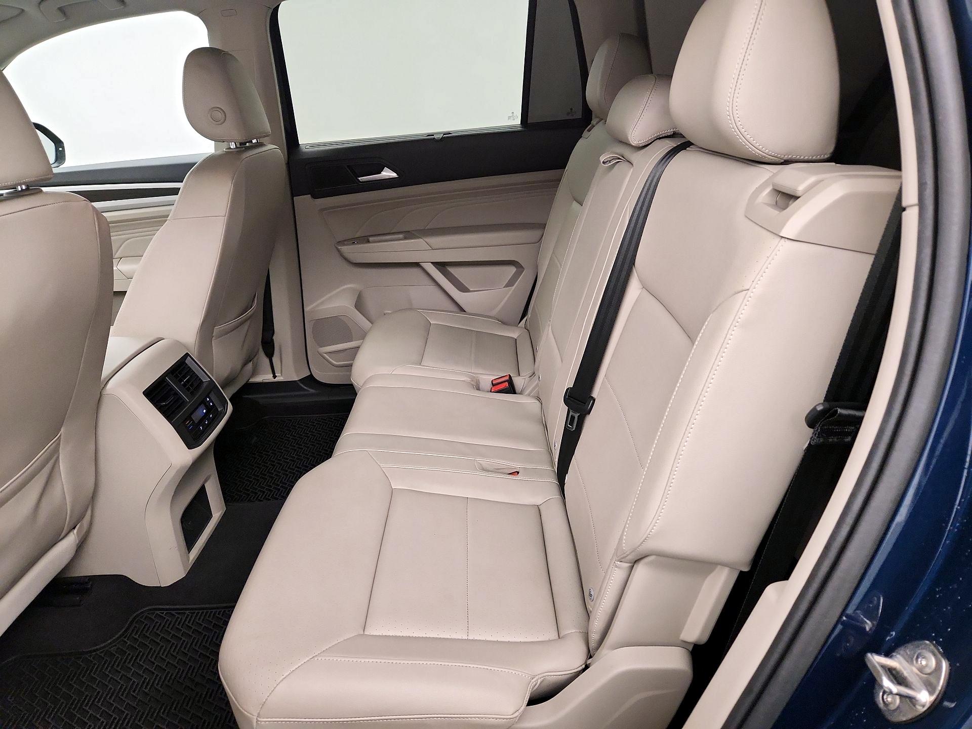 Thumbnail: 2022 Volkswagen Atlas - 19