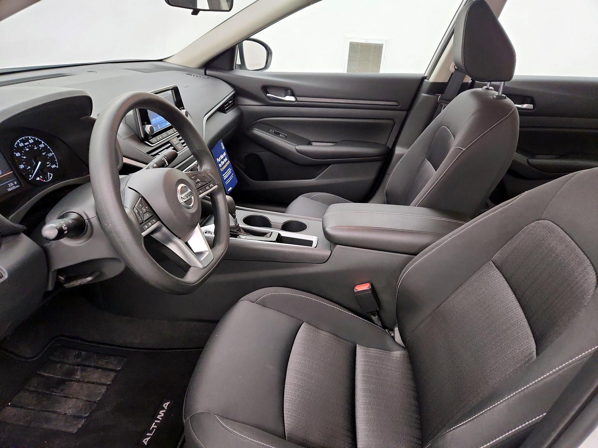 Thumbnail: 2022 Nissan Altima - 11