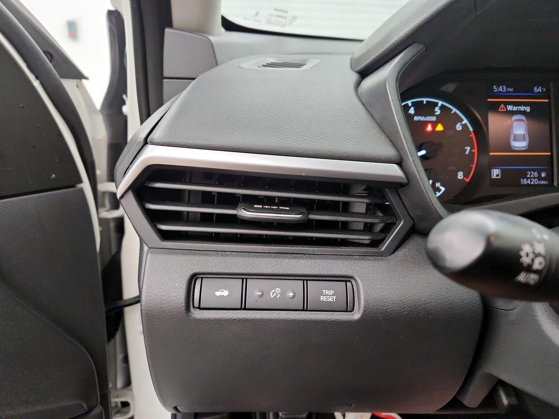 Thumbnail: 2022 Nissan Altima - 13