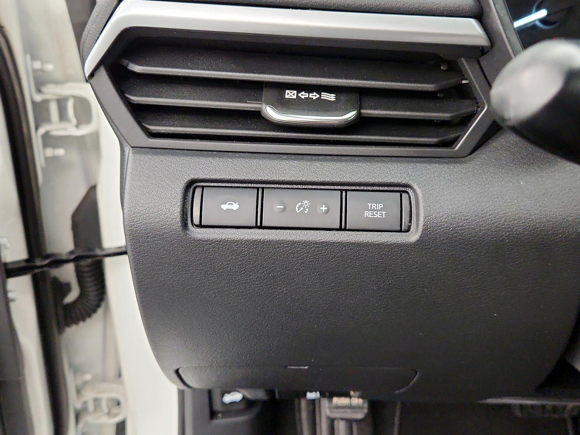 Thumbnail: 2022 Nissan Altima - 13