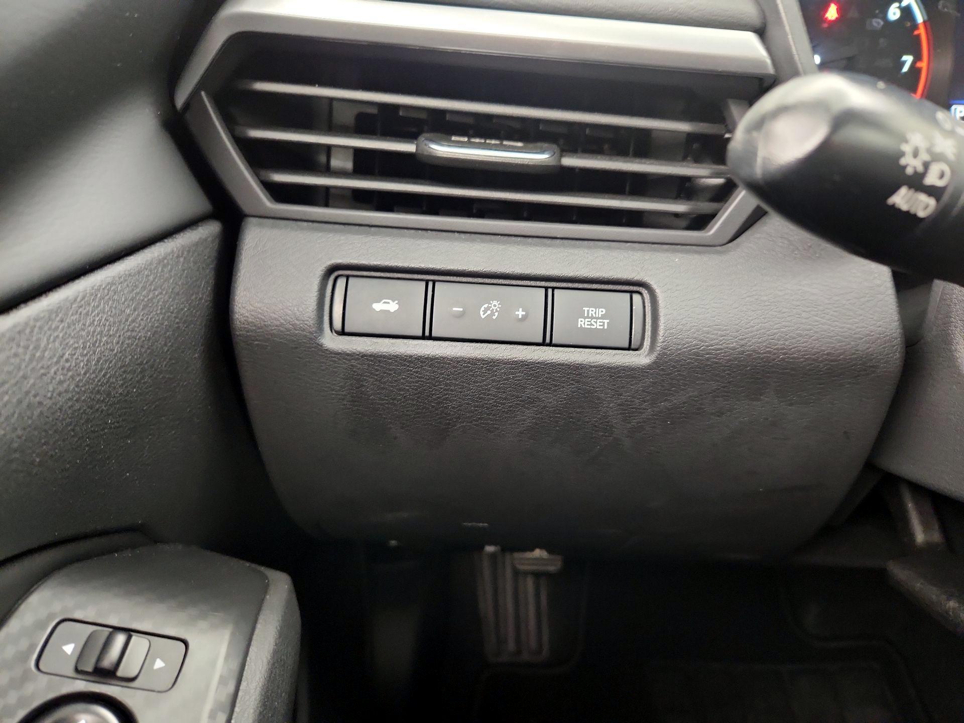 Thumbnail: 2022 Nissan Altima - 13