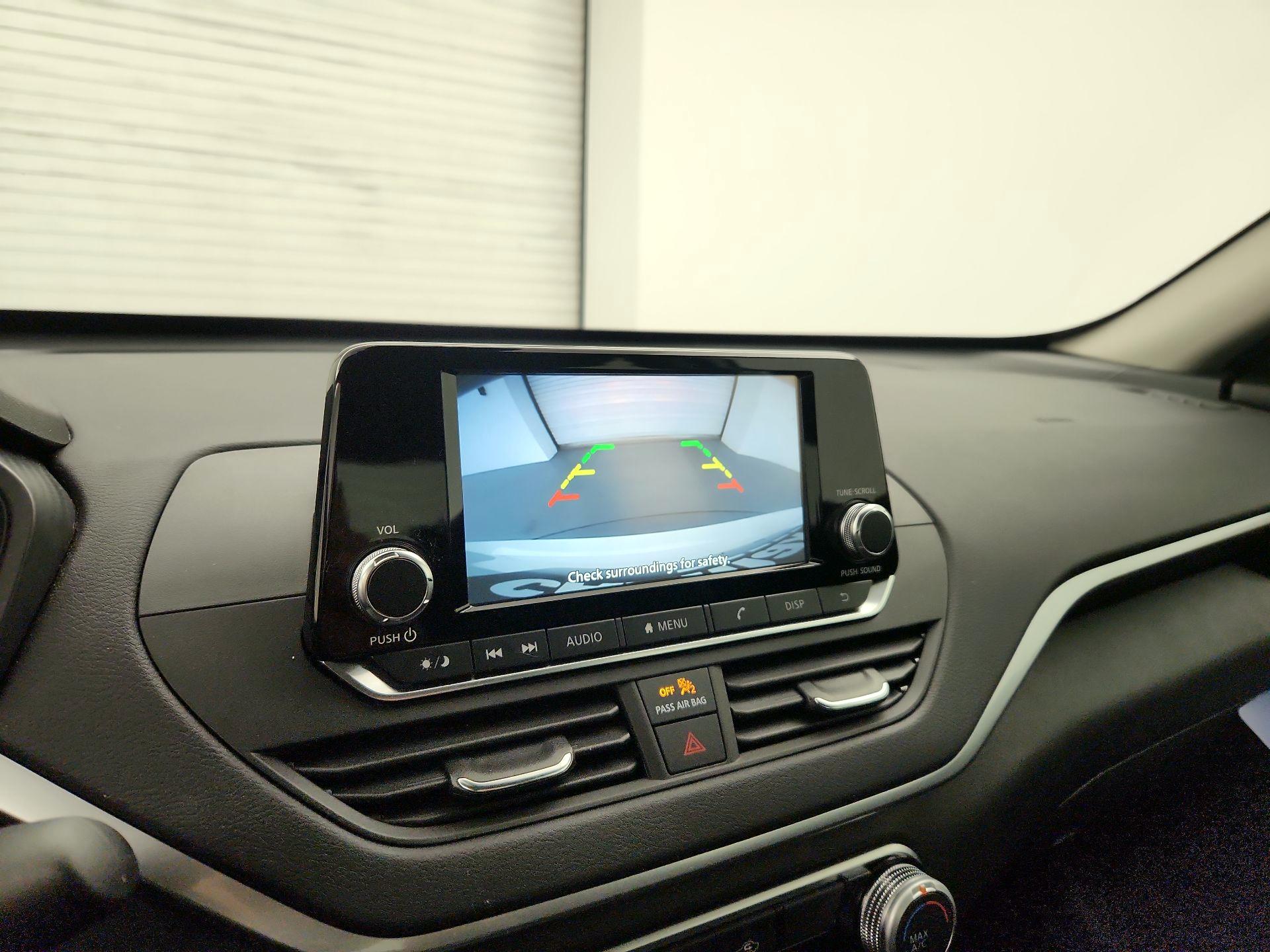 Thumbnail: 2022 Nissan Altima - 14