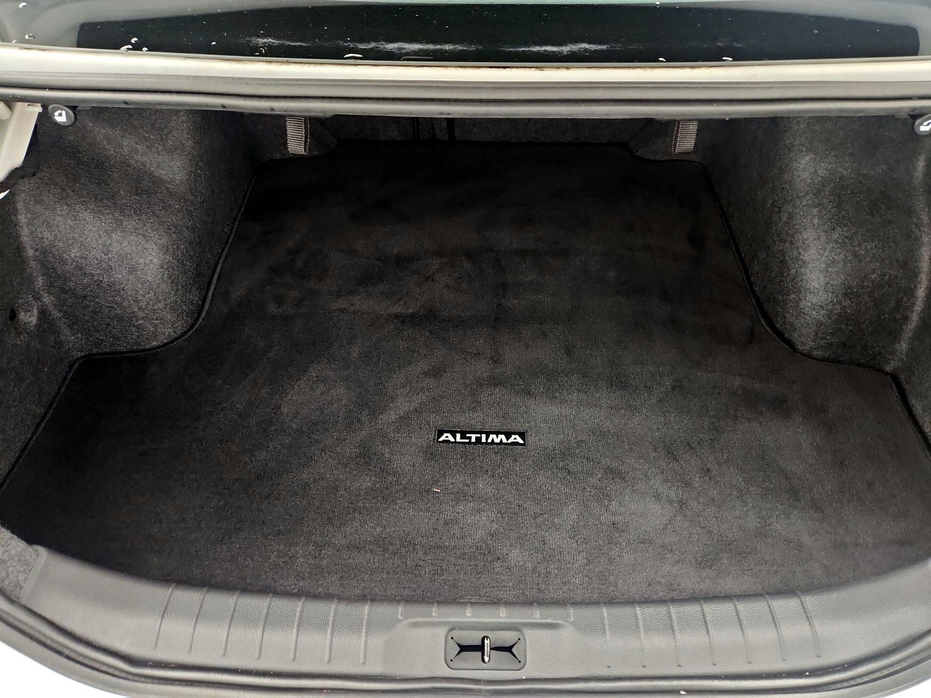 Thumbnail: 2022 Nissan Altima - 20