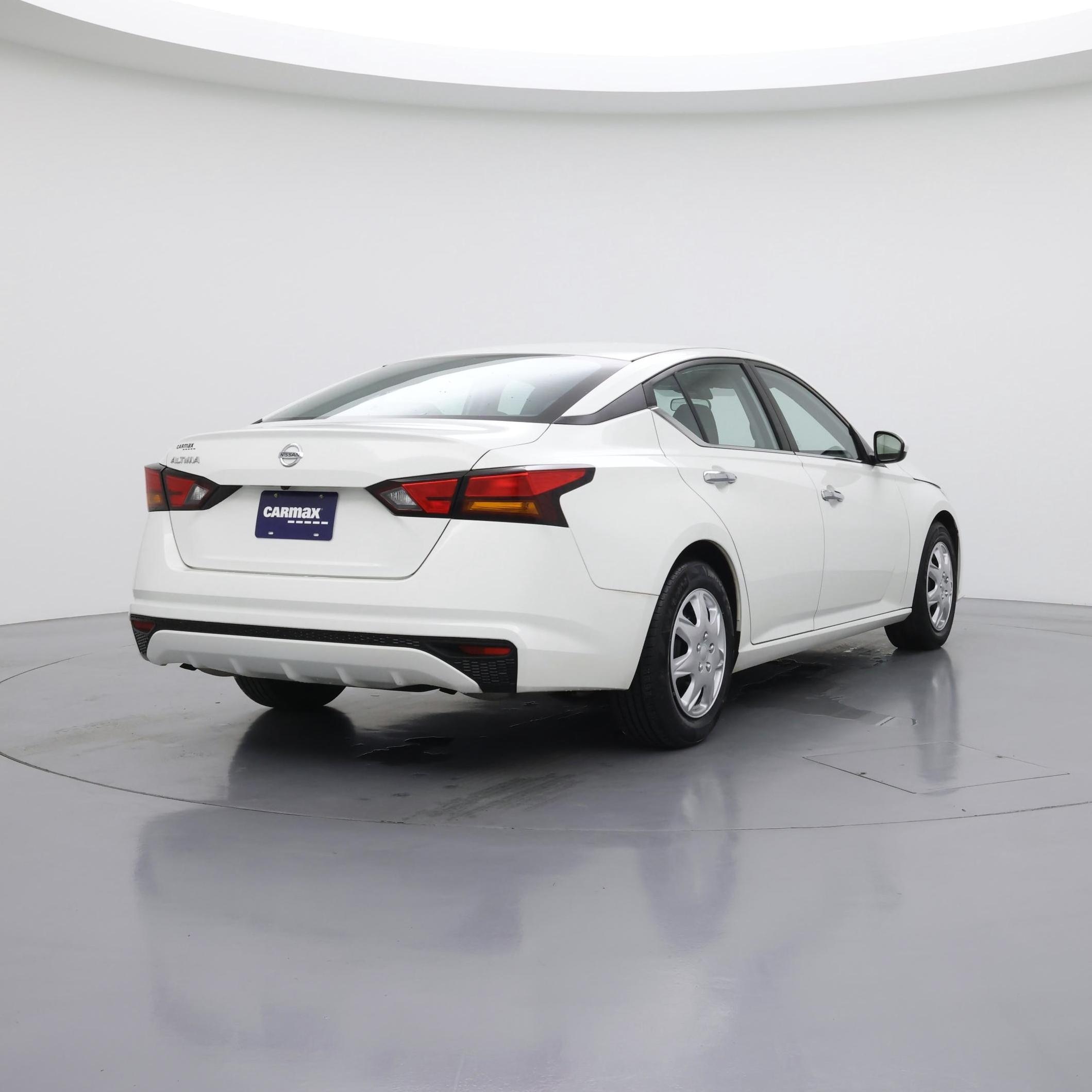 Thumbnail: 2022 Nissan Altima - 8