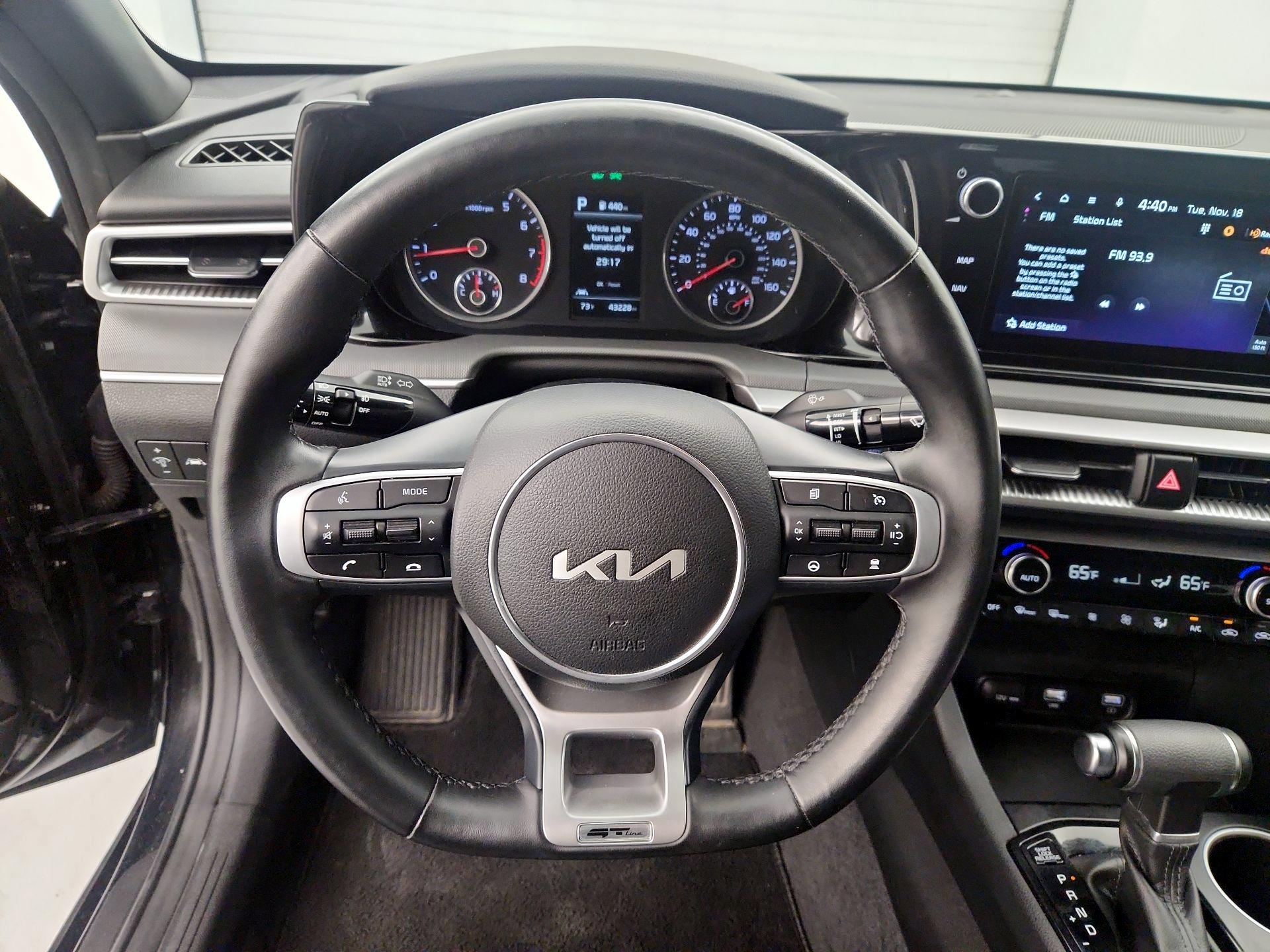 Thumbnail: 2023 Kia K5 - 10