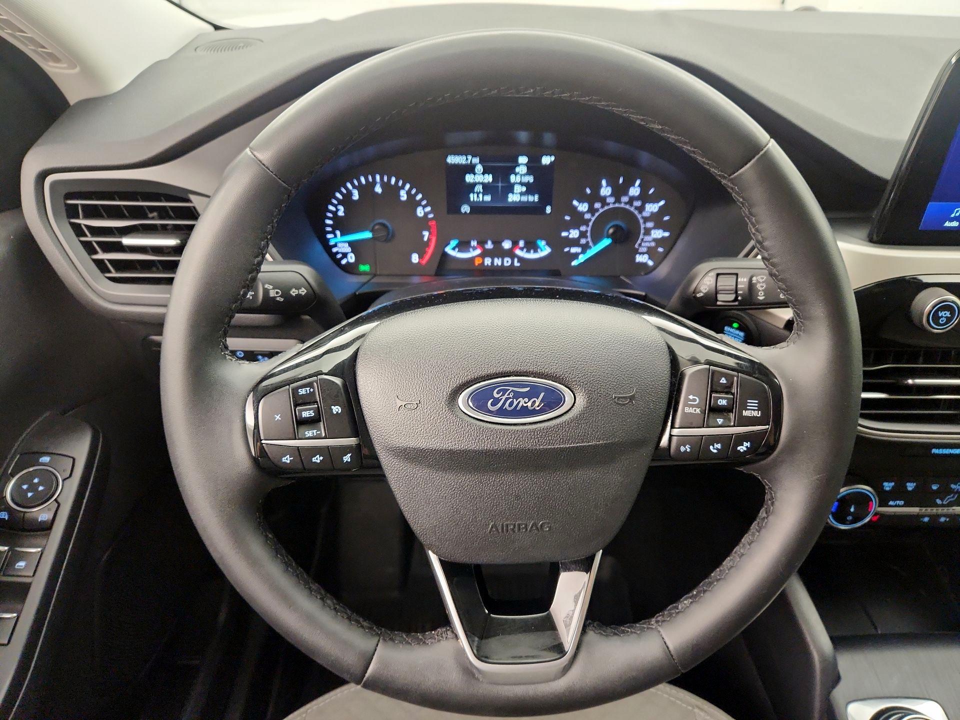 Thumbnail: 2022 Ford Escape - 10