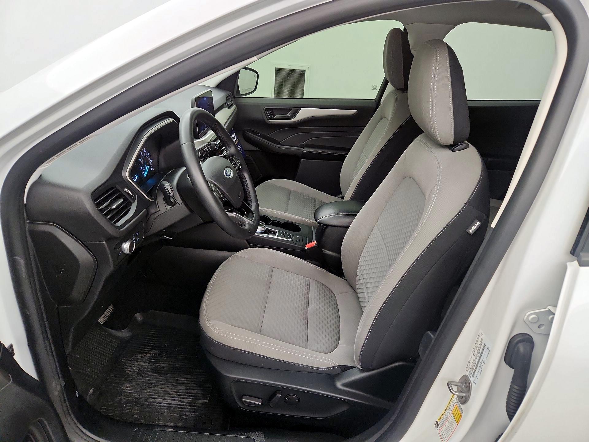 Thumbnail: 2022 Ford Escape - 11