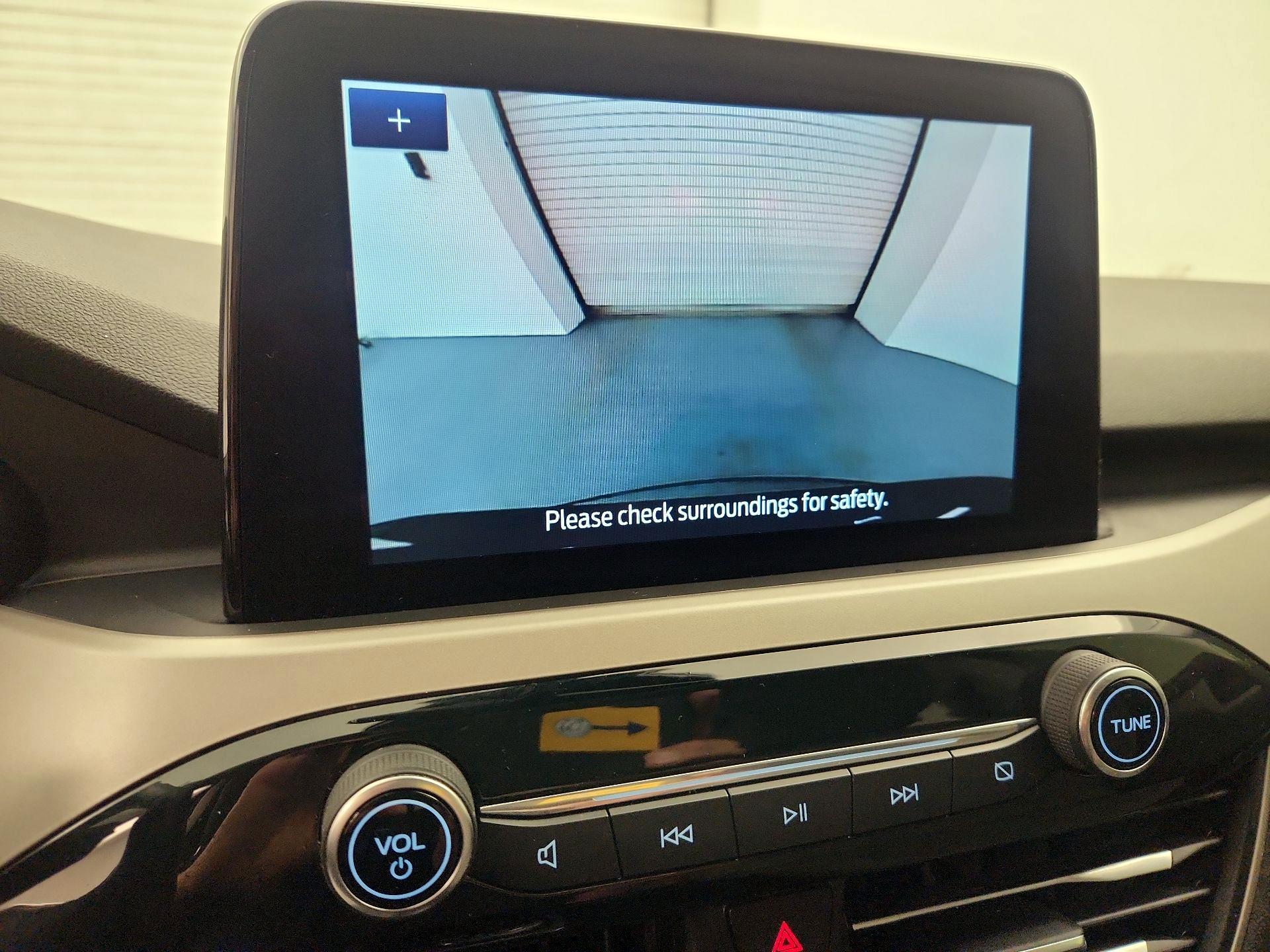 Thumbnail: 2022 Ford Escape - 14